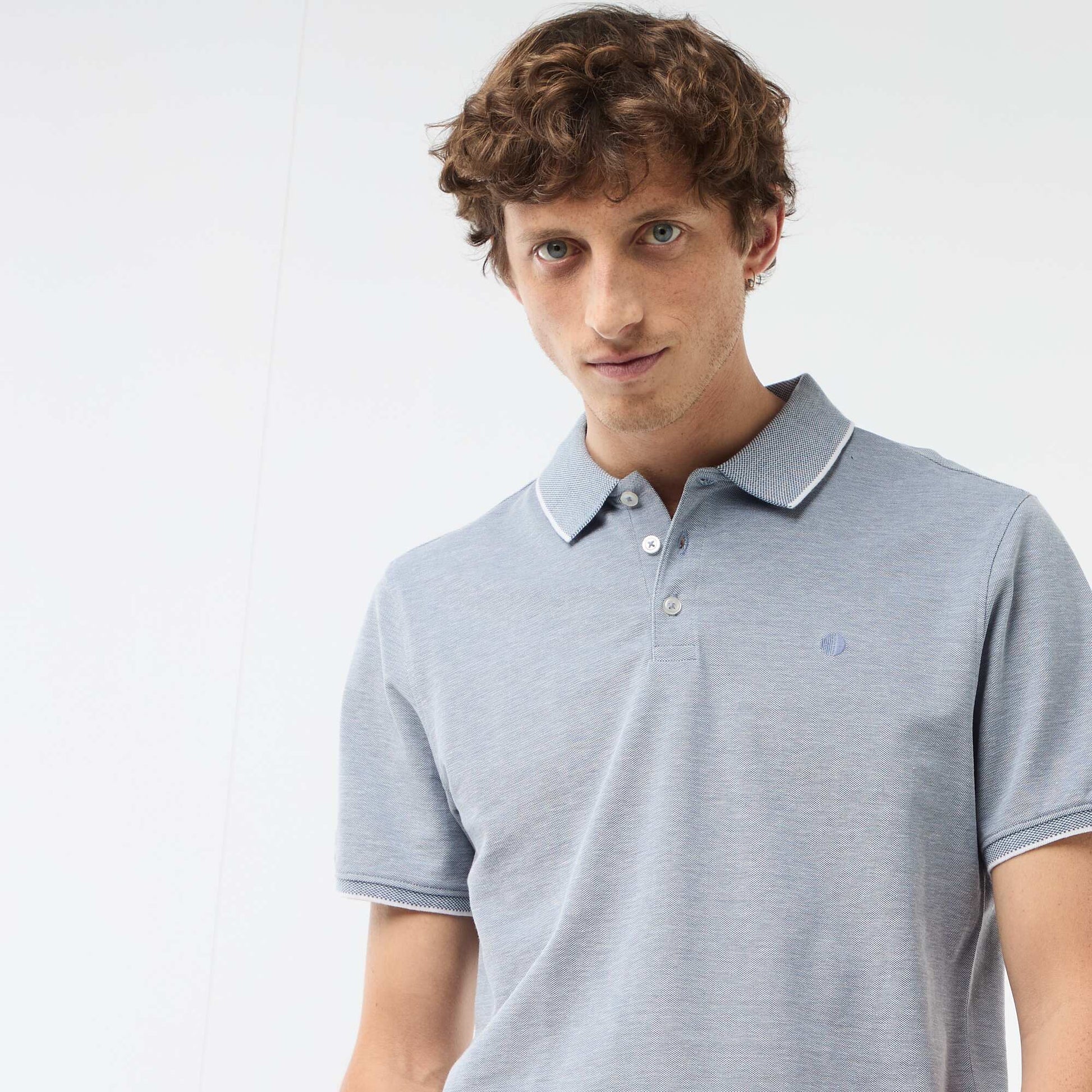 Polo avec broderie sur poitrine BLEU