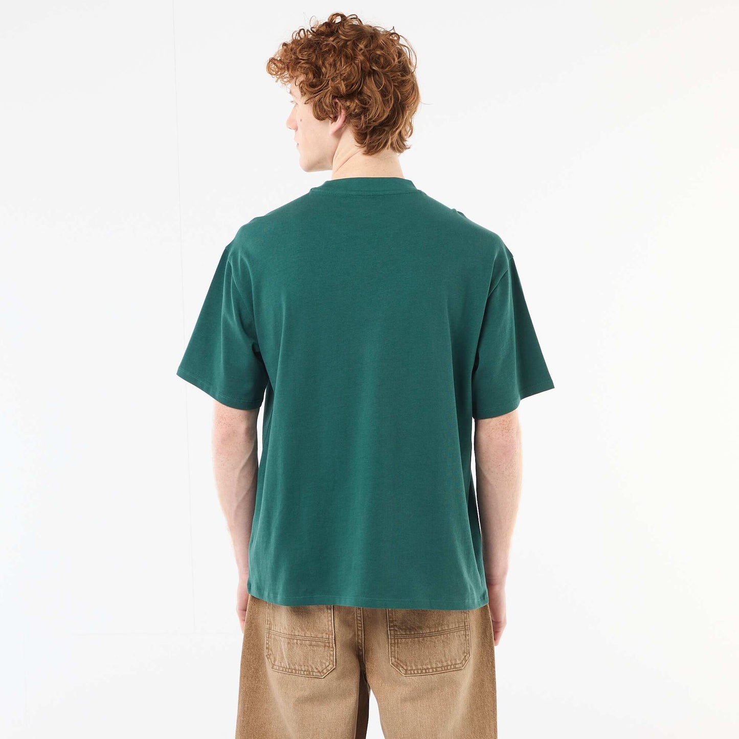 T-shirt col rond avec broderie contrastante VERT