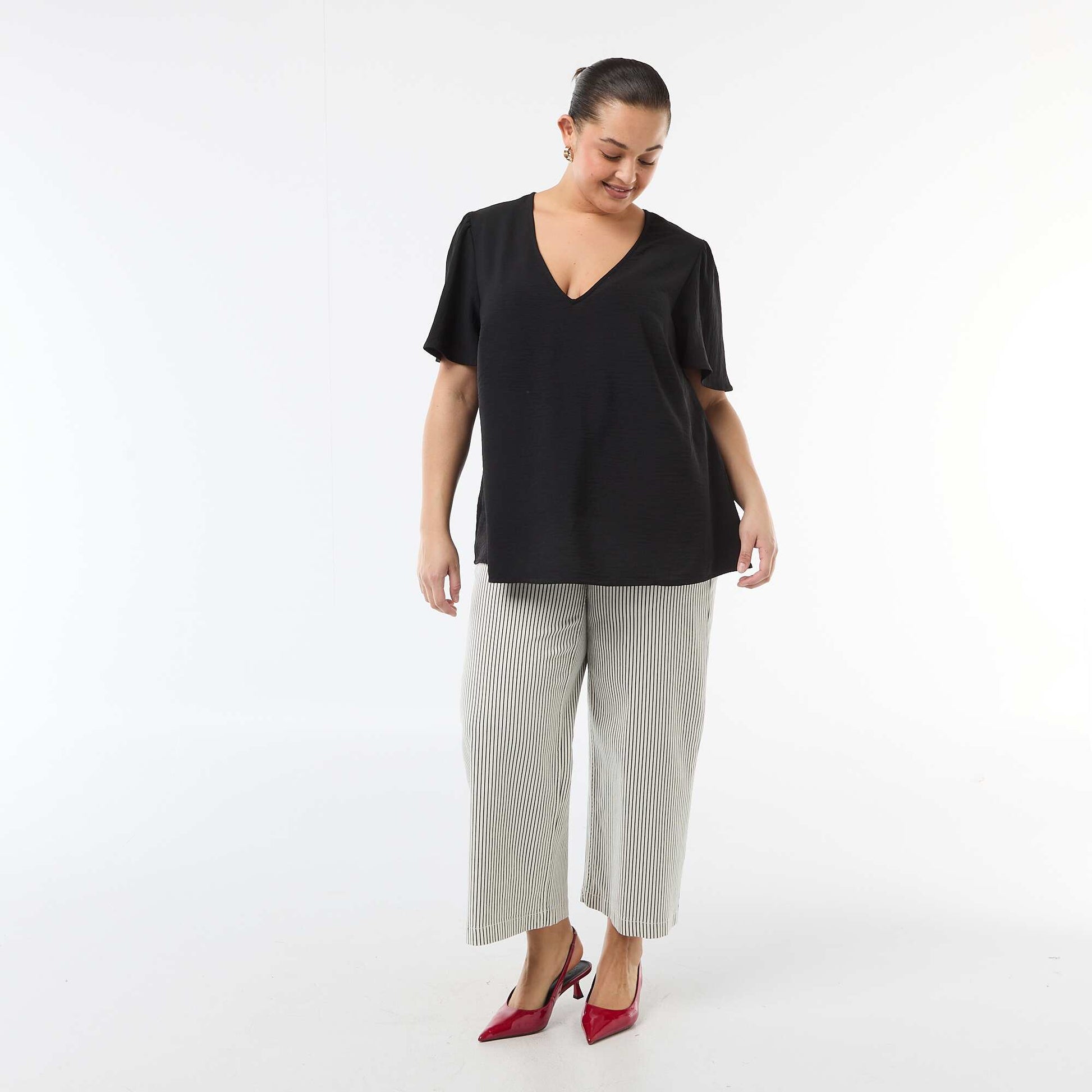Blouse fluide uni à manches courtes NOIR