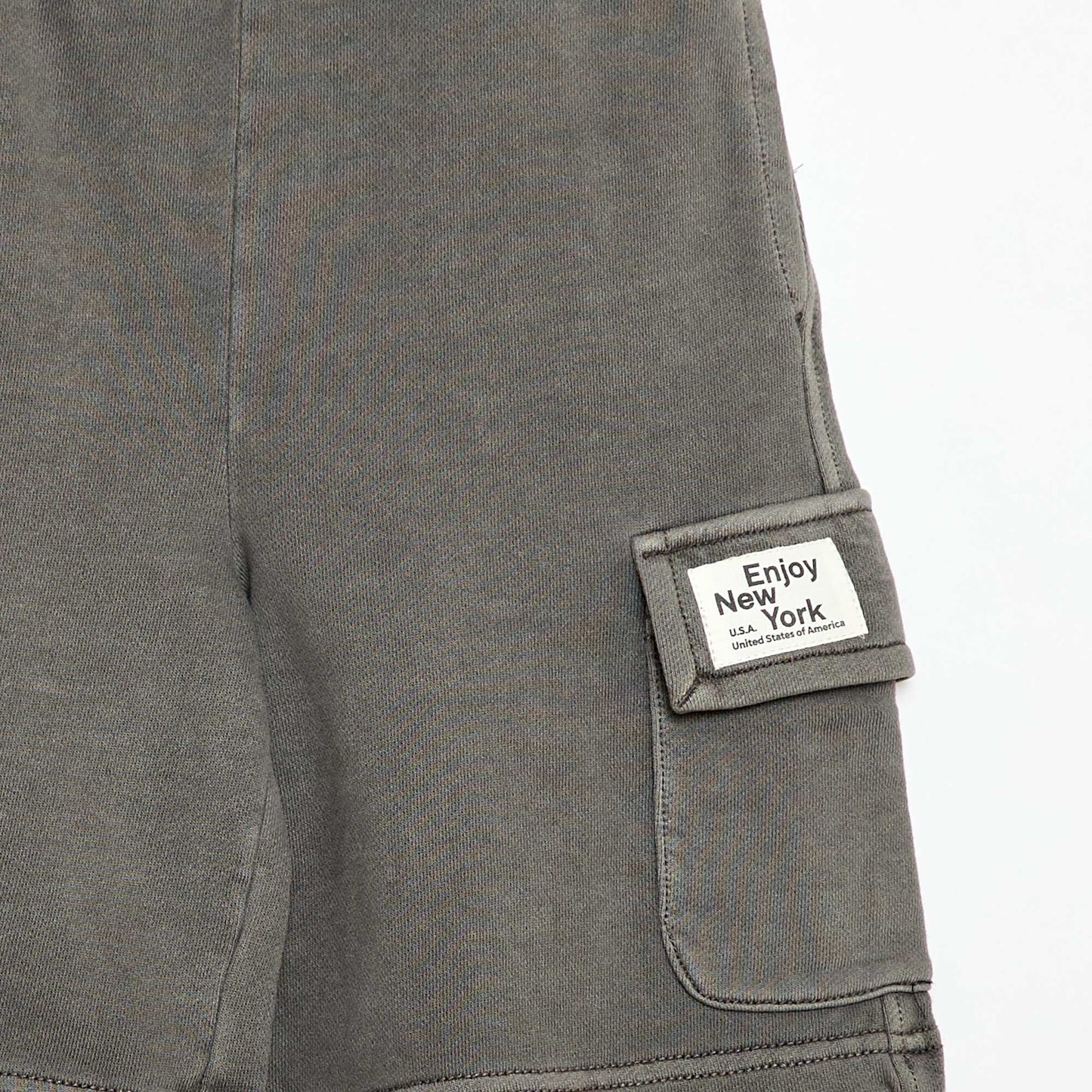 Short en molleton multipoche GRIS