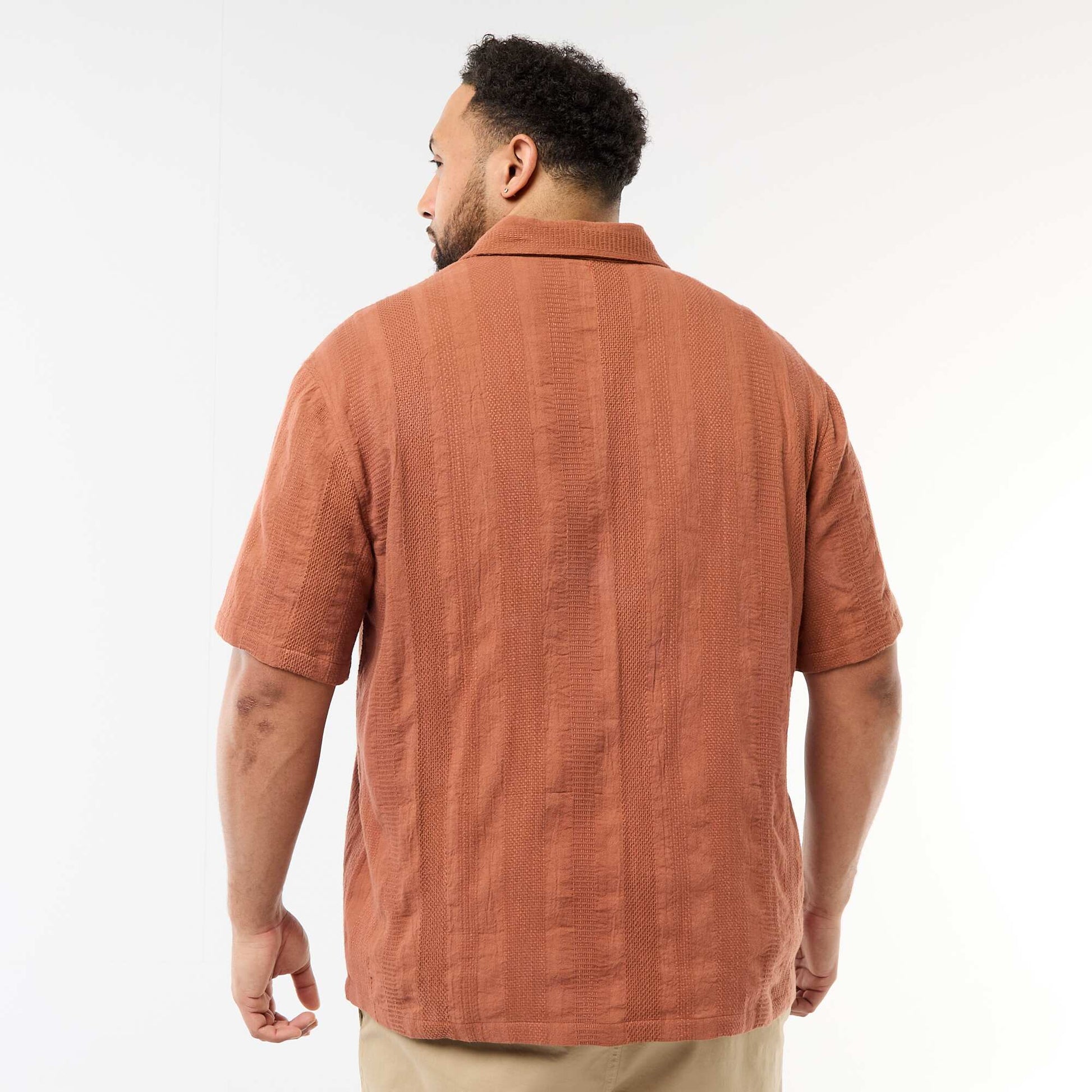 Chemise en maille fantaisie à manches courtes MARRON