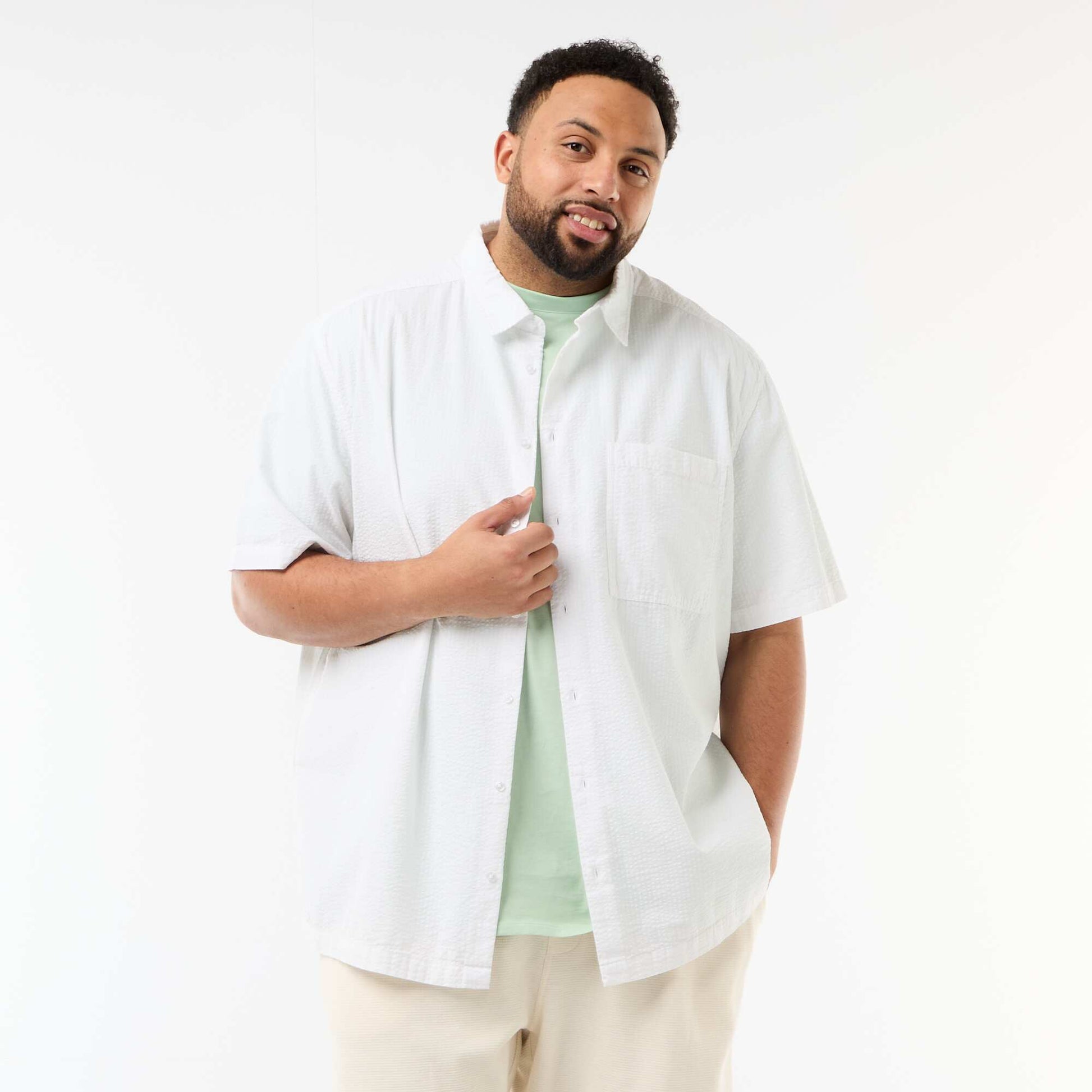 Chemise manches courtes en matière crépon BLANC