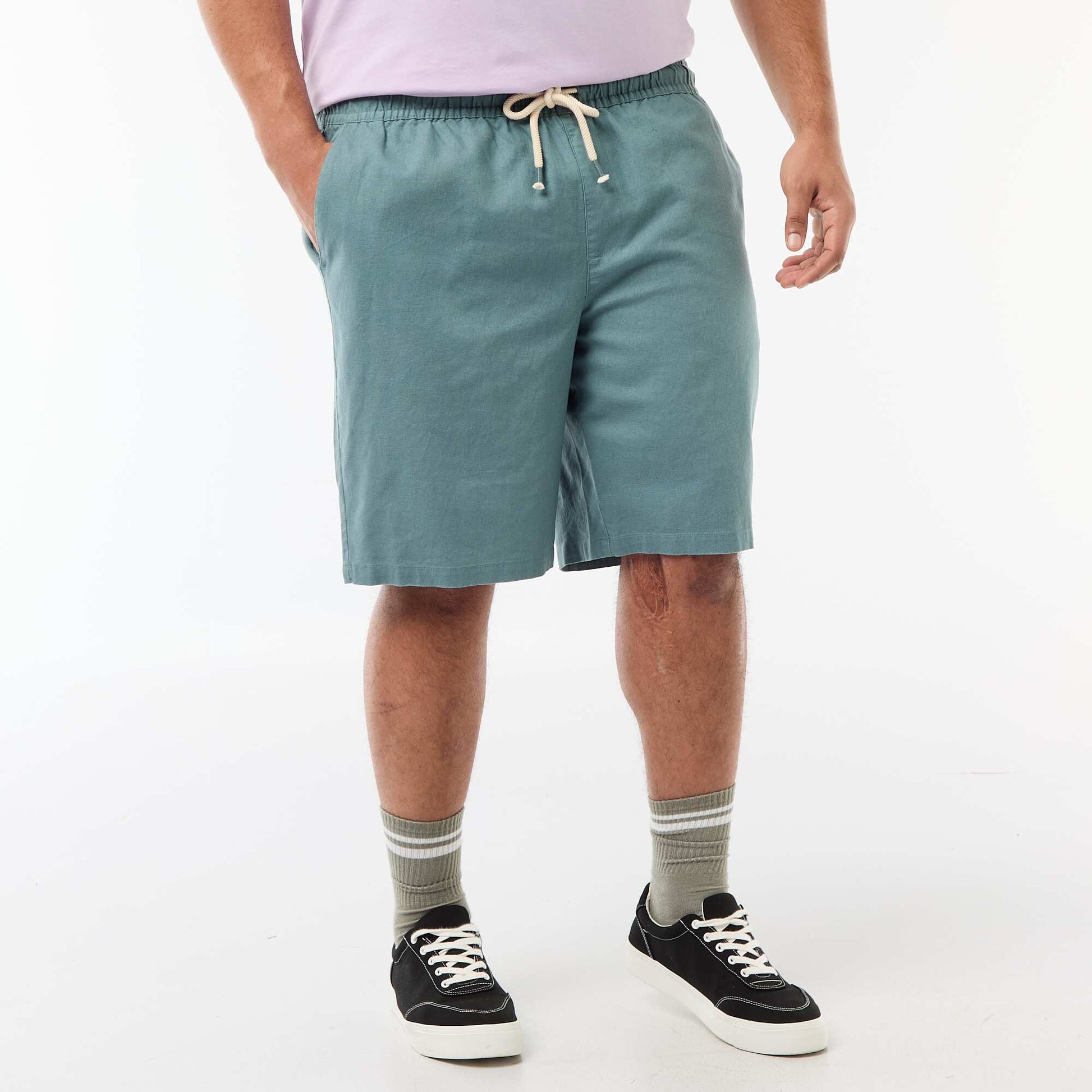 Bermuda léger uni avec 4 poches BLEU