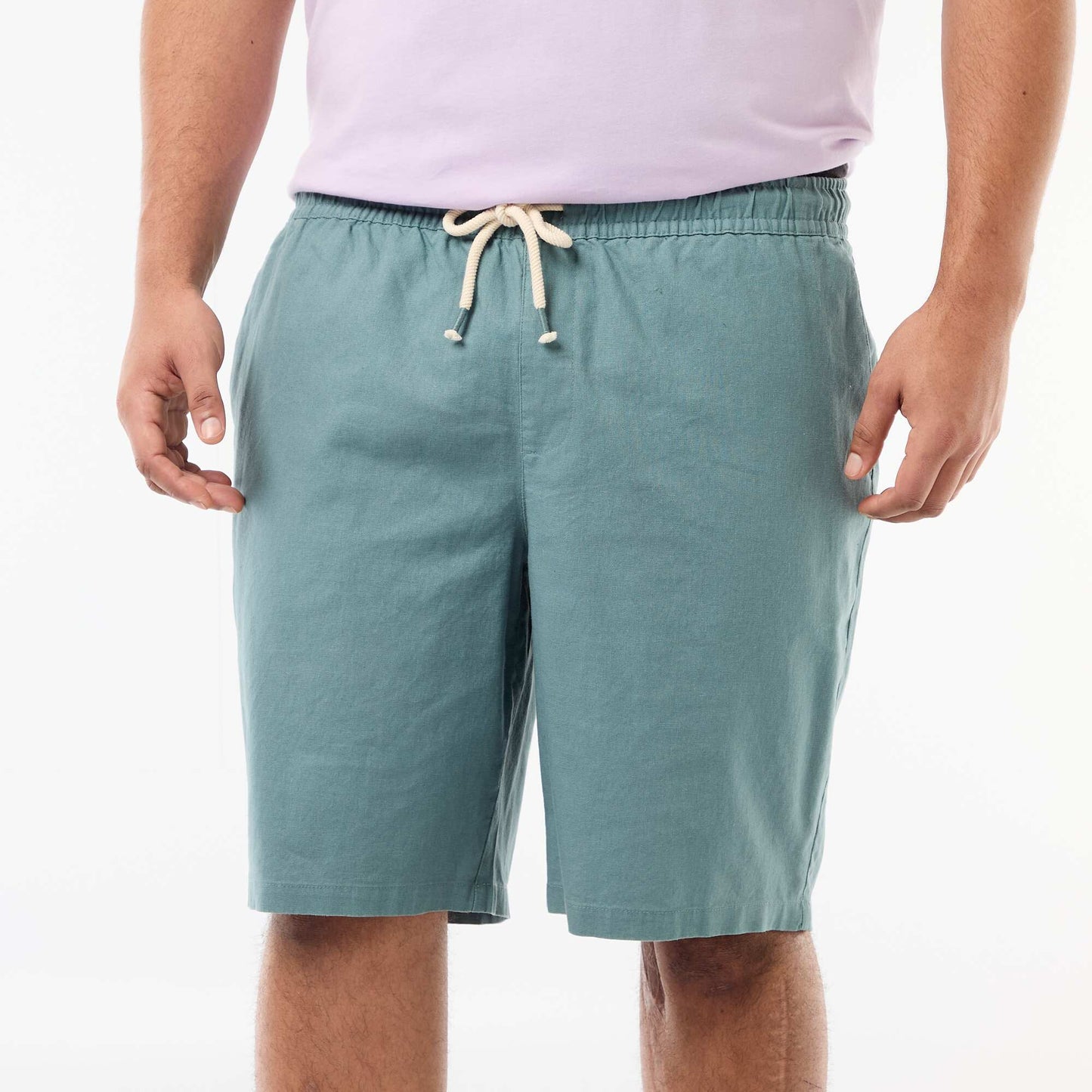 Bermuda léger uni avec 4 poches BLEU