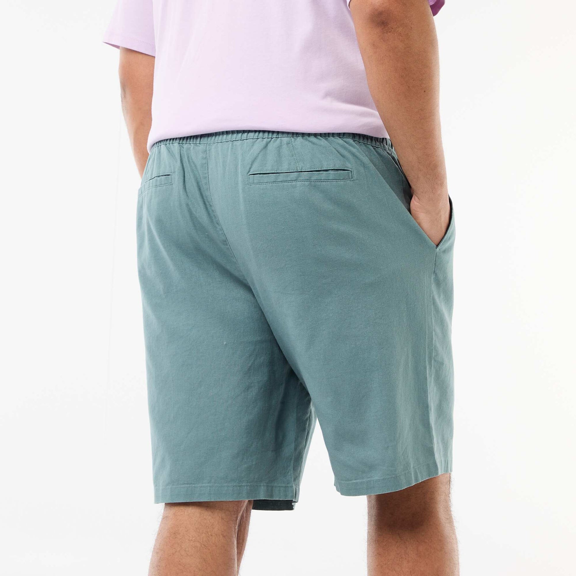 Bermuda léger uni avec 4 poches BLEU