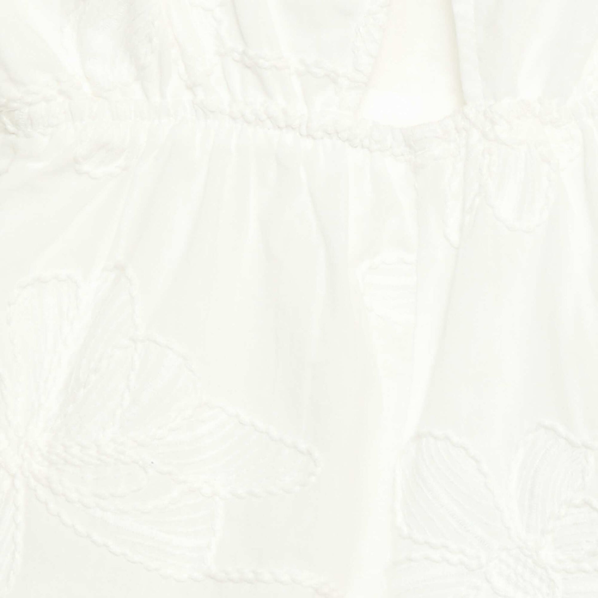 Combinaison short avec grandes fleurs brodées BLANC