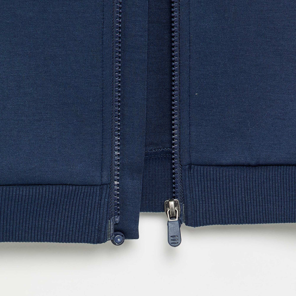 Sweat zippé avec col capuche - collection facile à enfiler BLEU