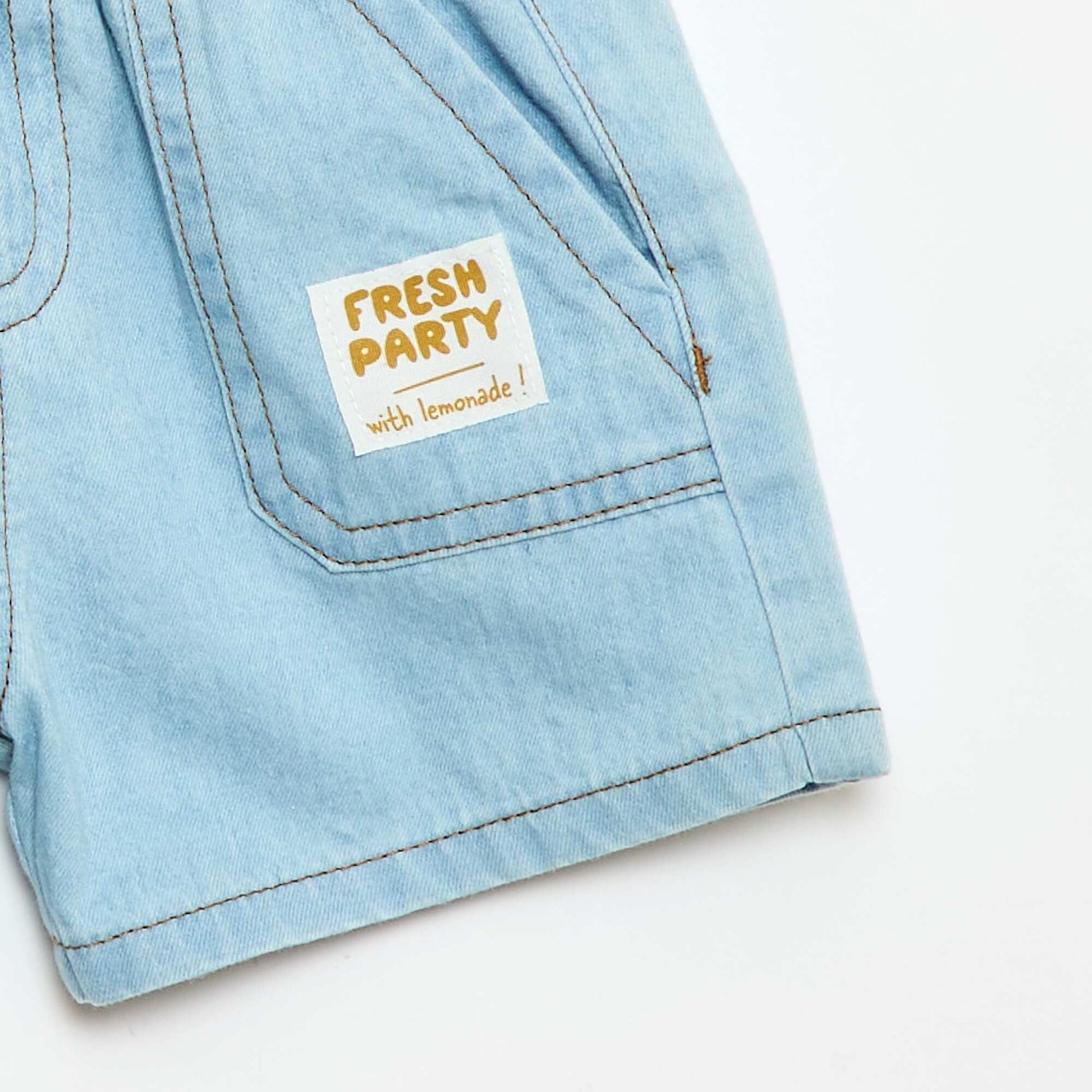 Short en denim avec 2 grandes poches BLEU