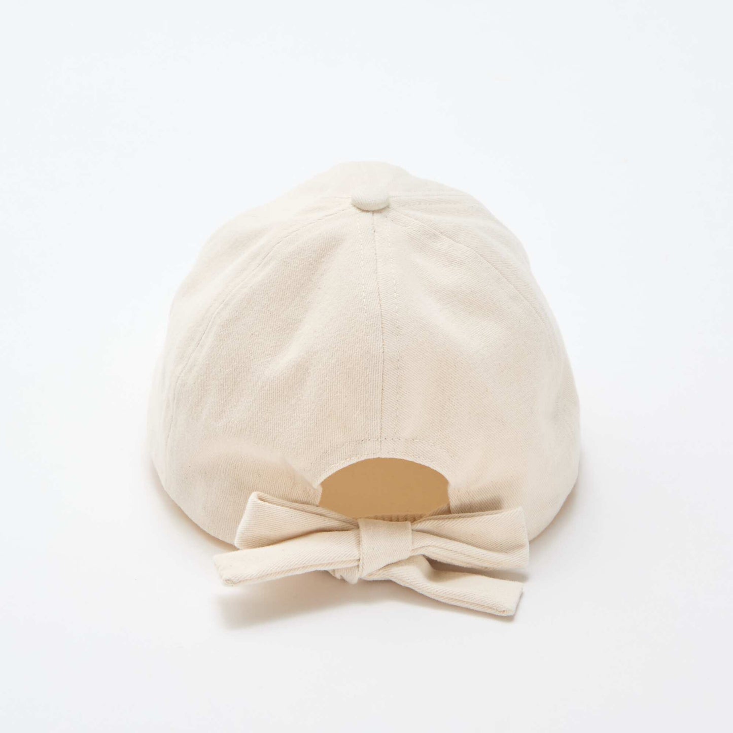 Casquette avec nœud fantaisie à la base BEIGE