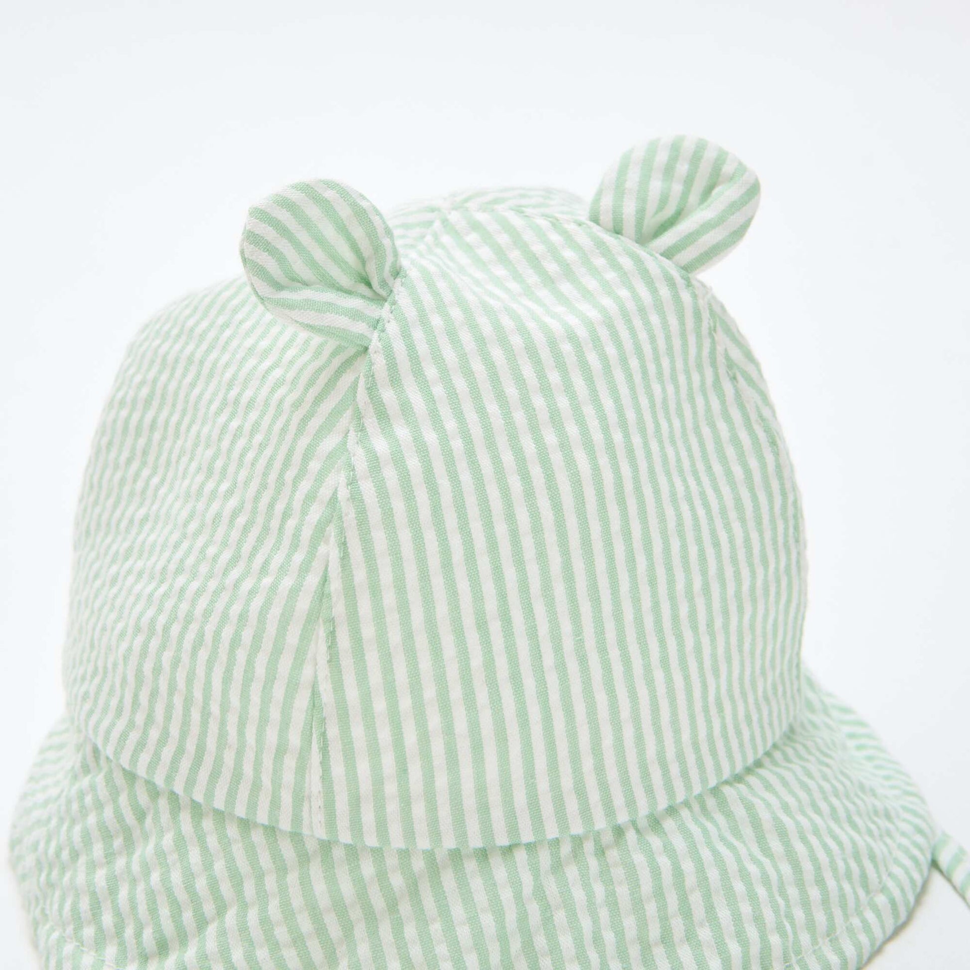 Bob à rayures avec petites oreilles VERT