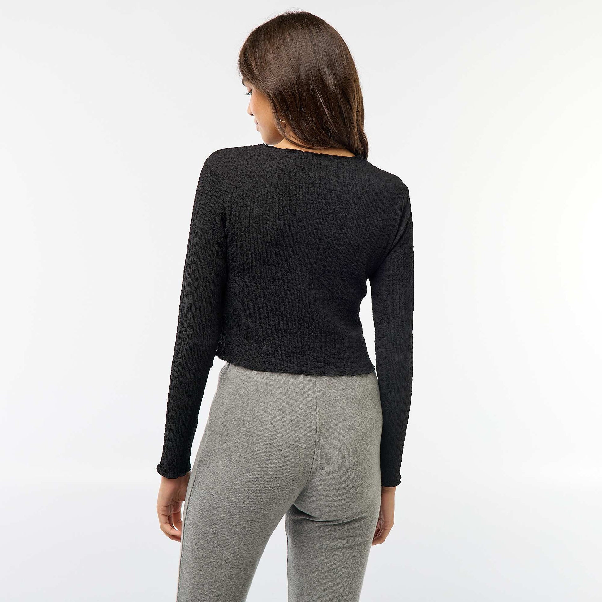 Tee-shirt cropped à manches longues et matière crêpée NOIR