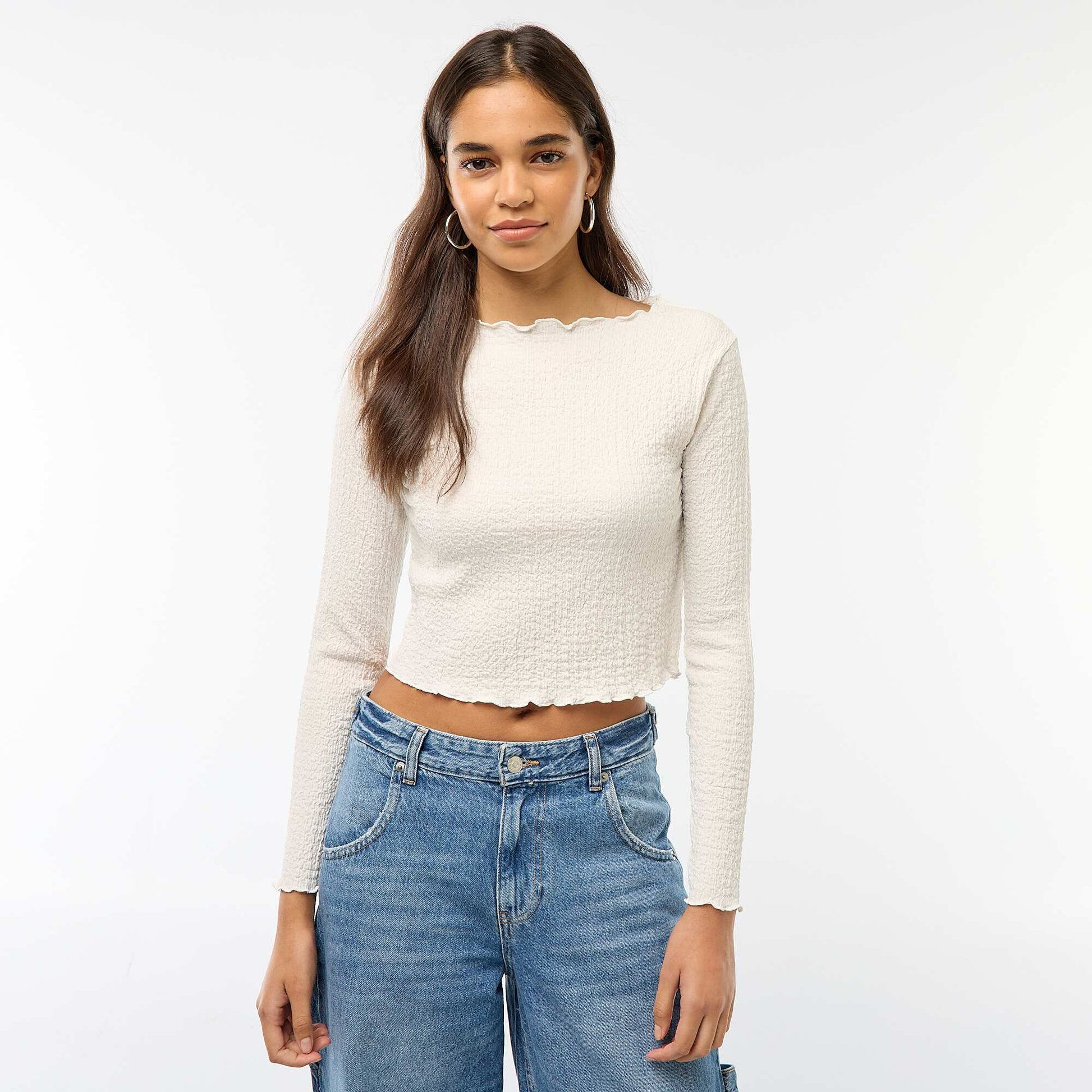 Tee-shirt cropped à manches longues et matière crêpée BLANC