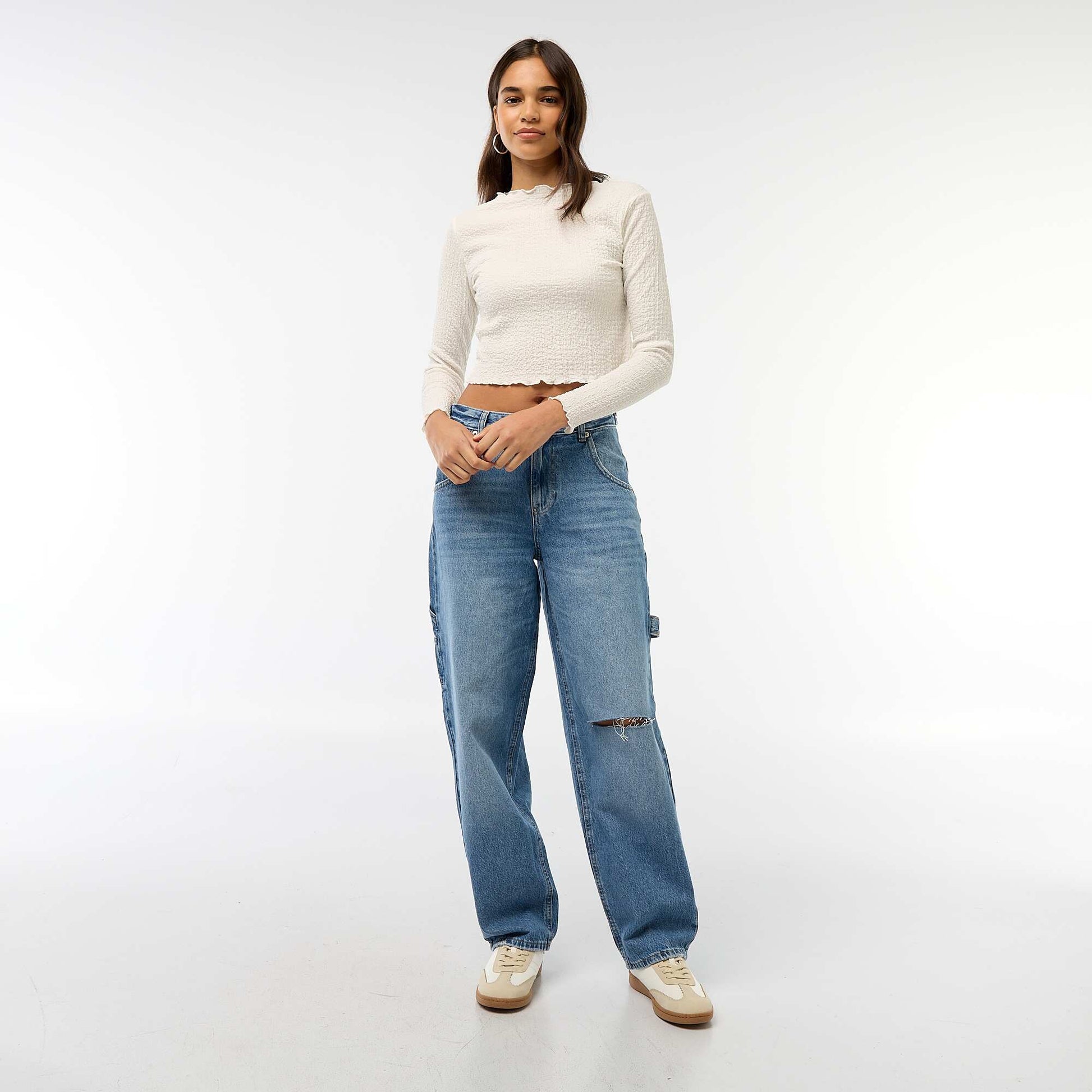 Tee-shirt cropped à manches longues et matière crêpée BLANC