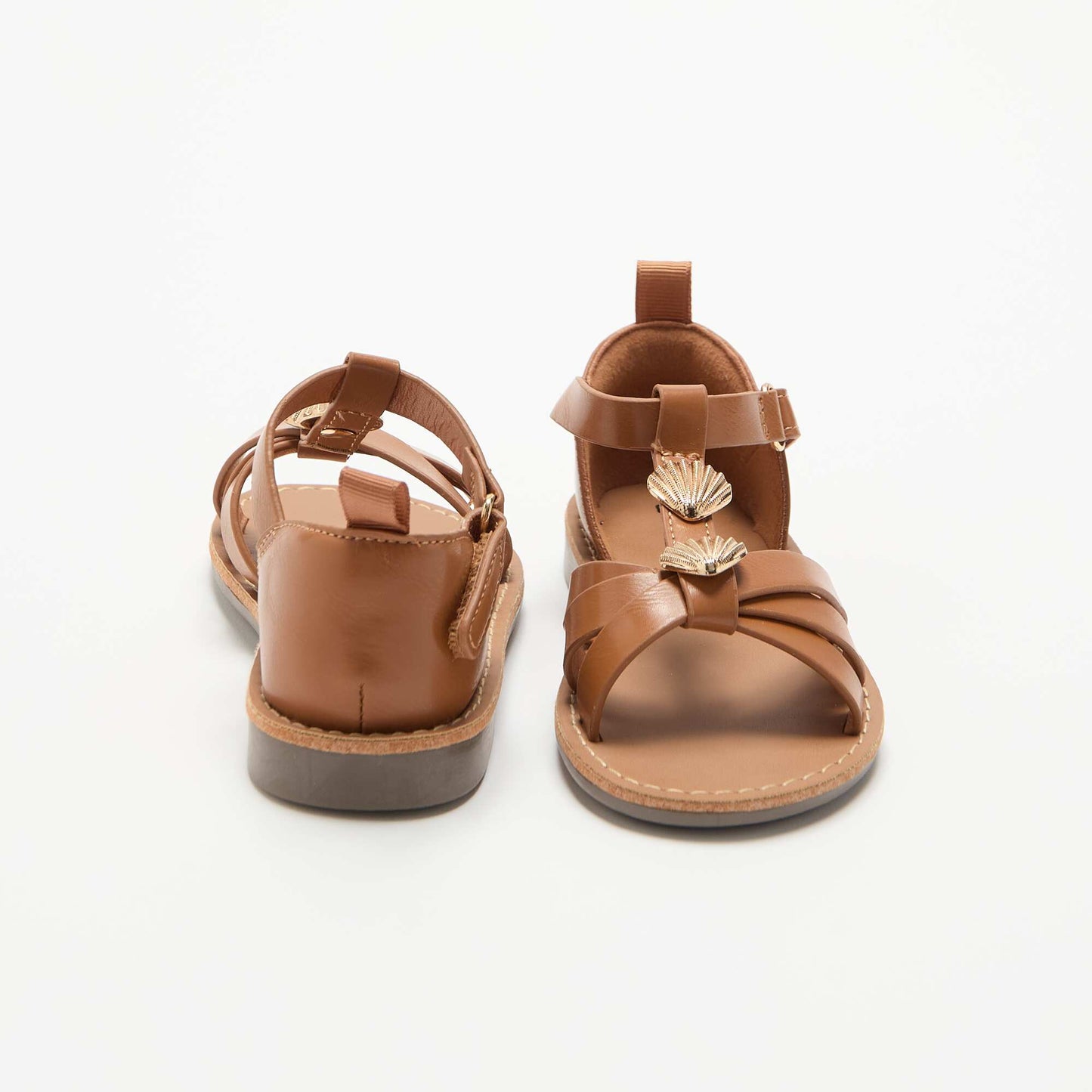 Sandales plates avec bijoux coquillages fantaisies MARRON