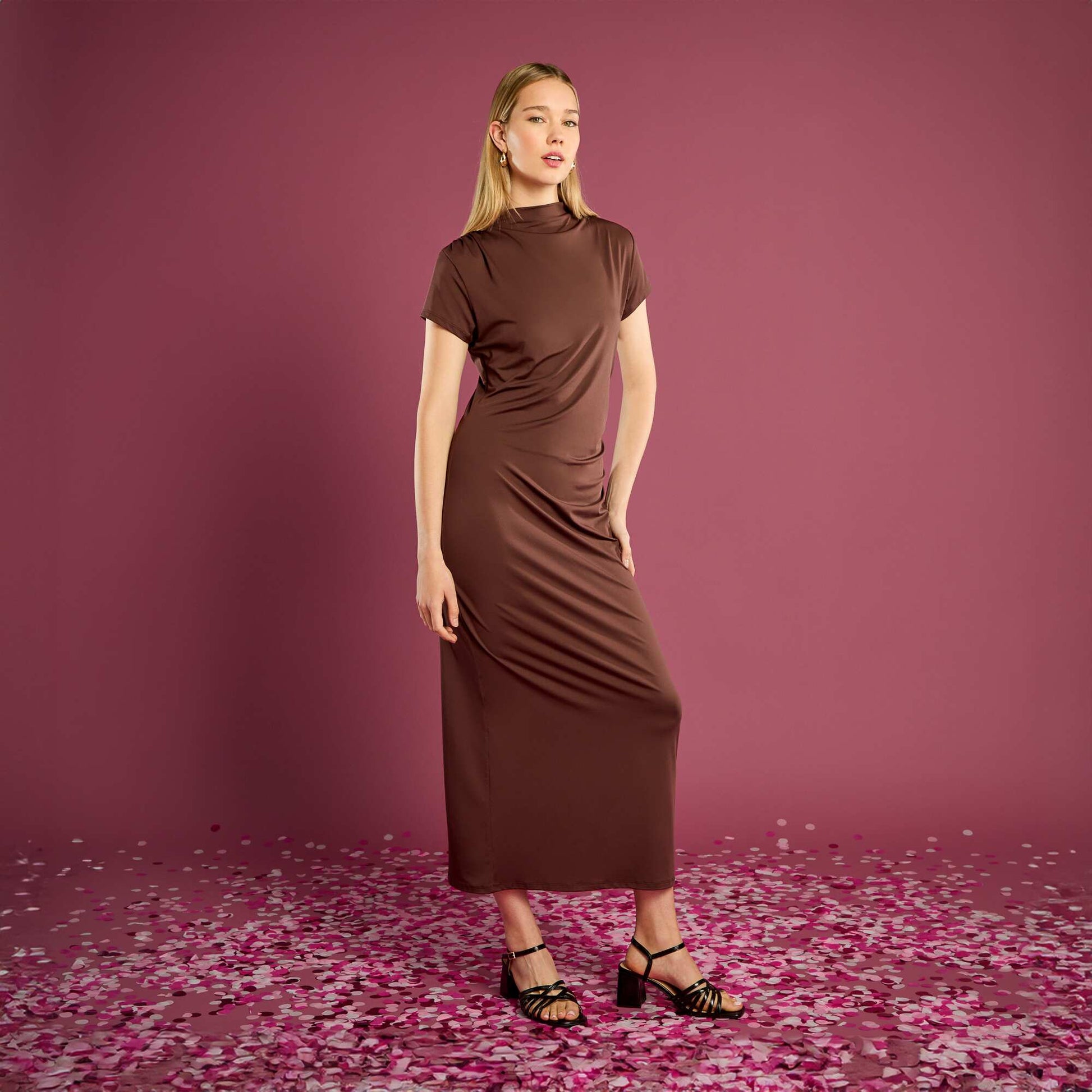 Robe longue manches courtes uni MARRON