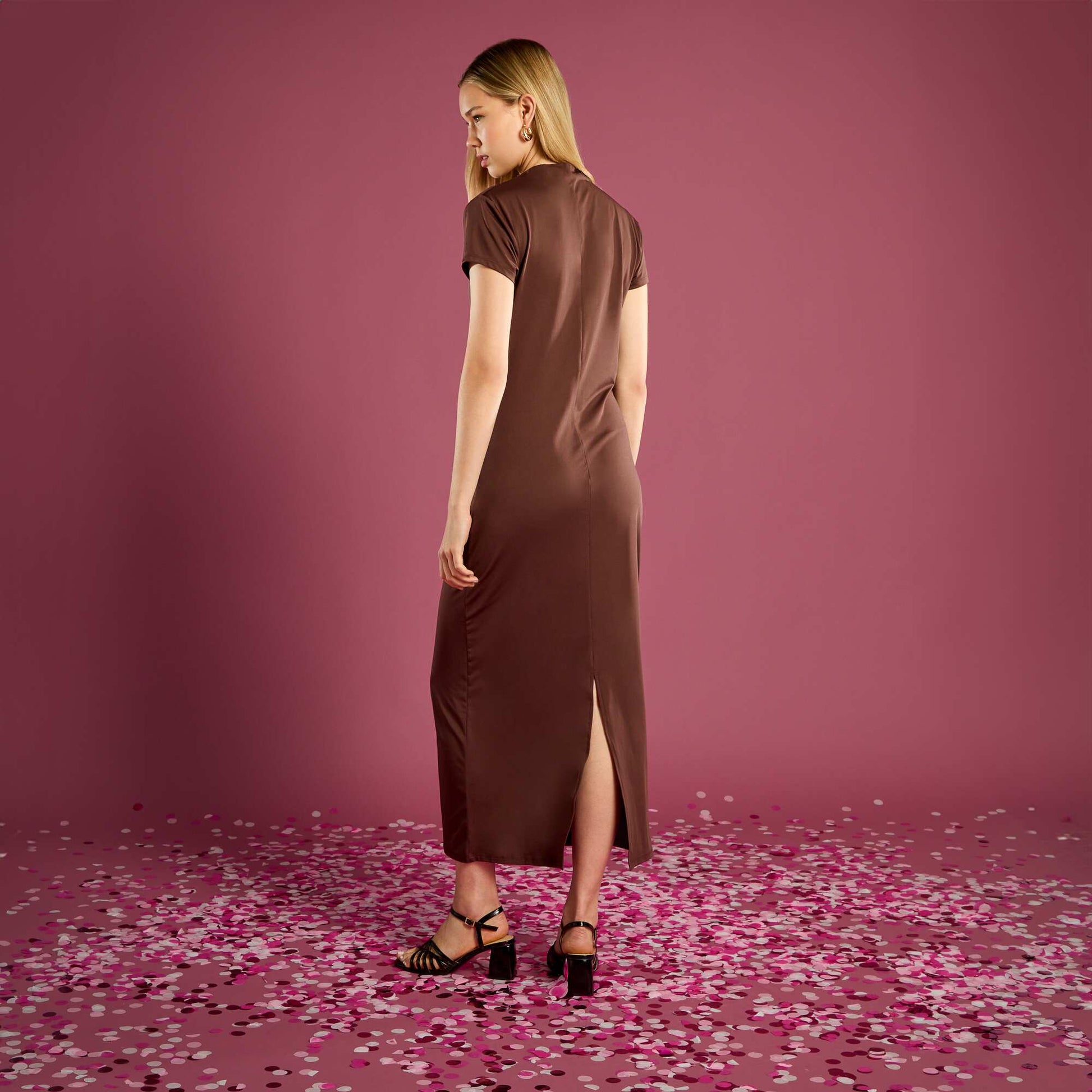 Robe longue manches courtes uni MARRON
