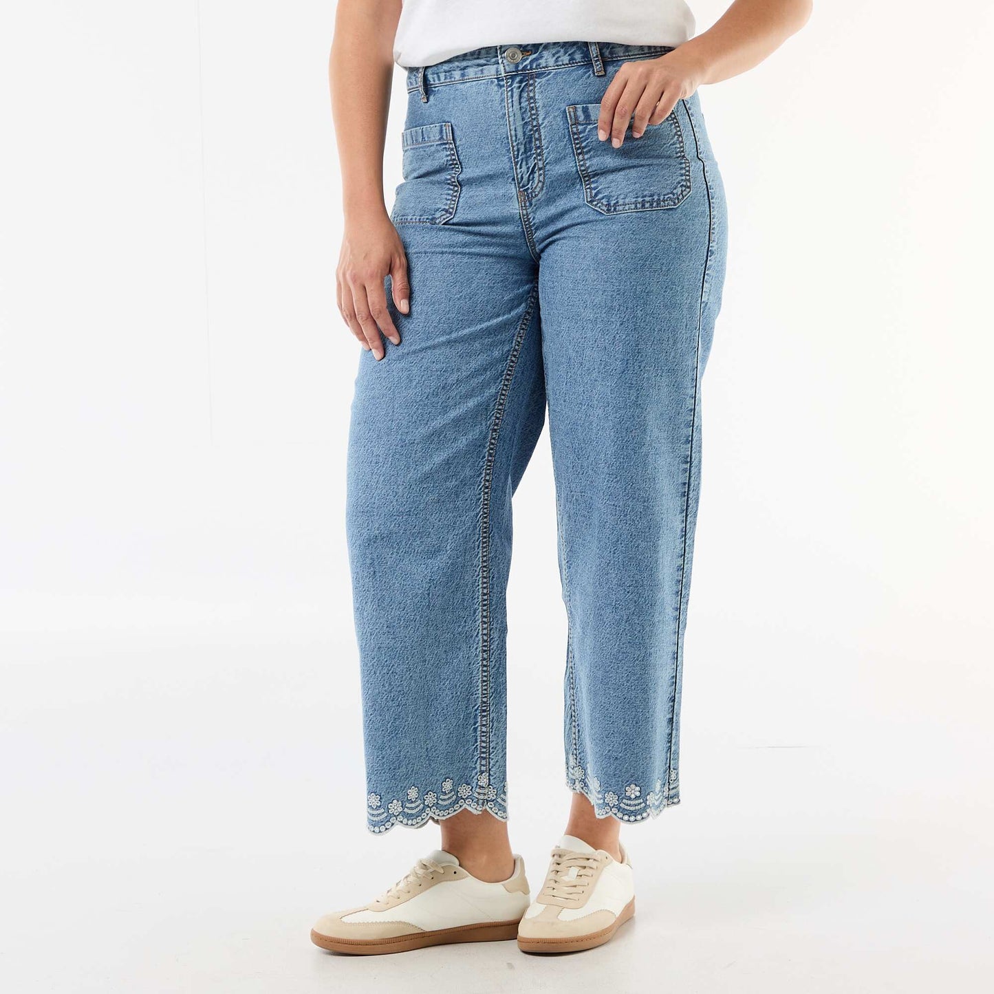 Jean wide leg taille haute avec poches plaquées devant et au dos STONE