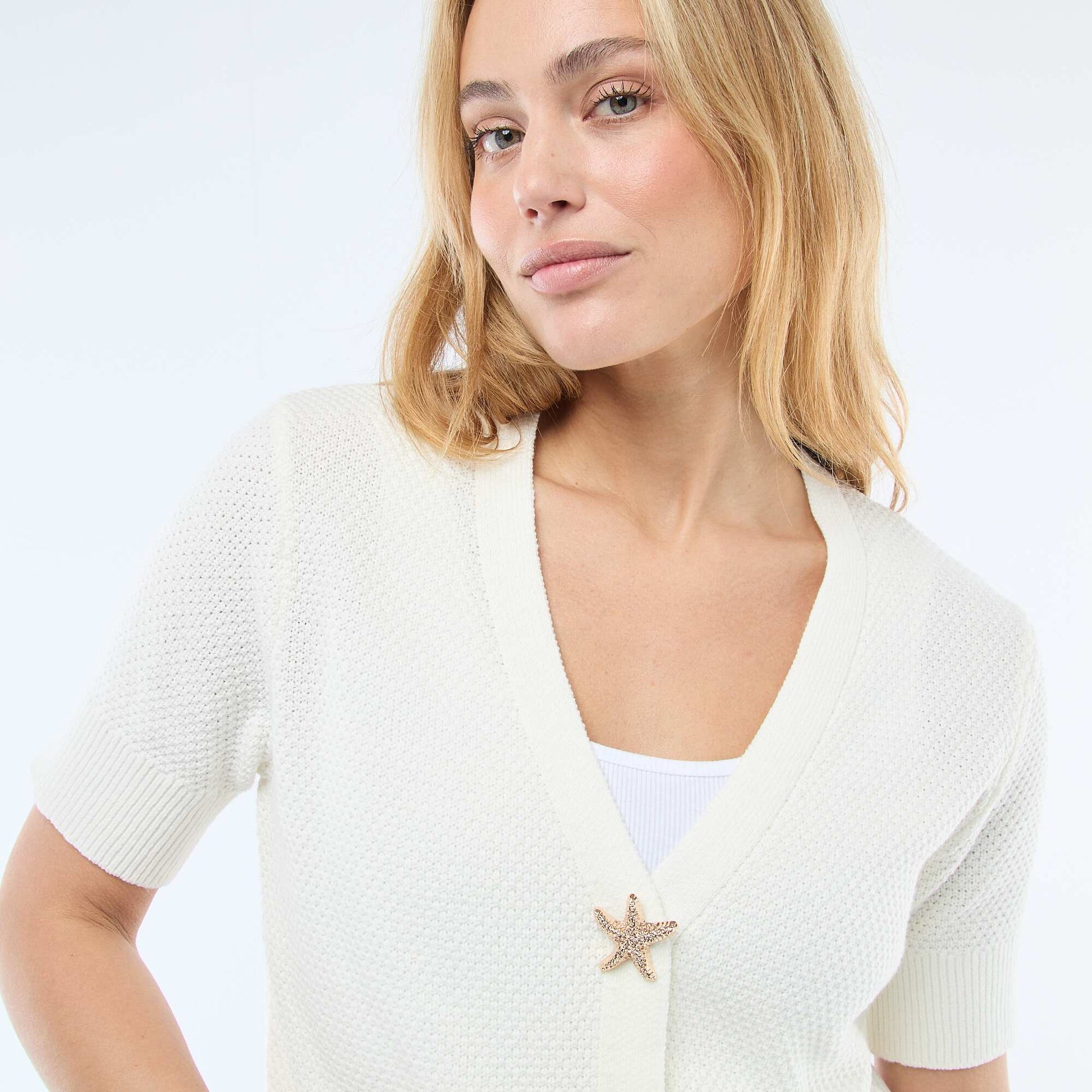 Gilet manches courtes à boutons fantaisies BLANC