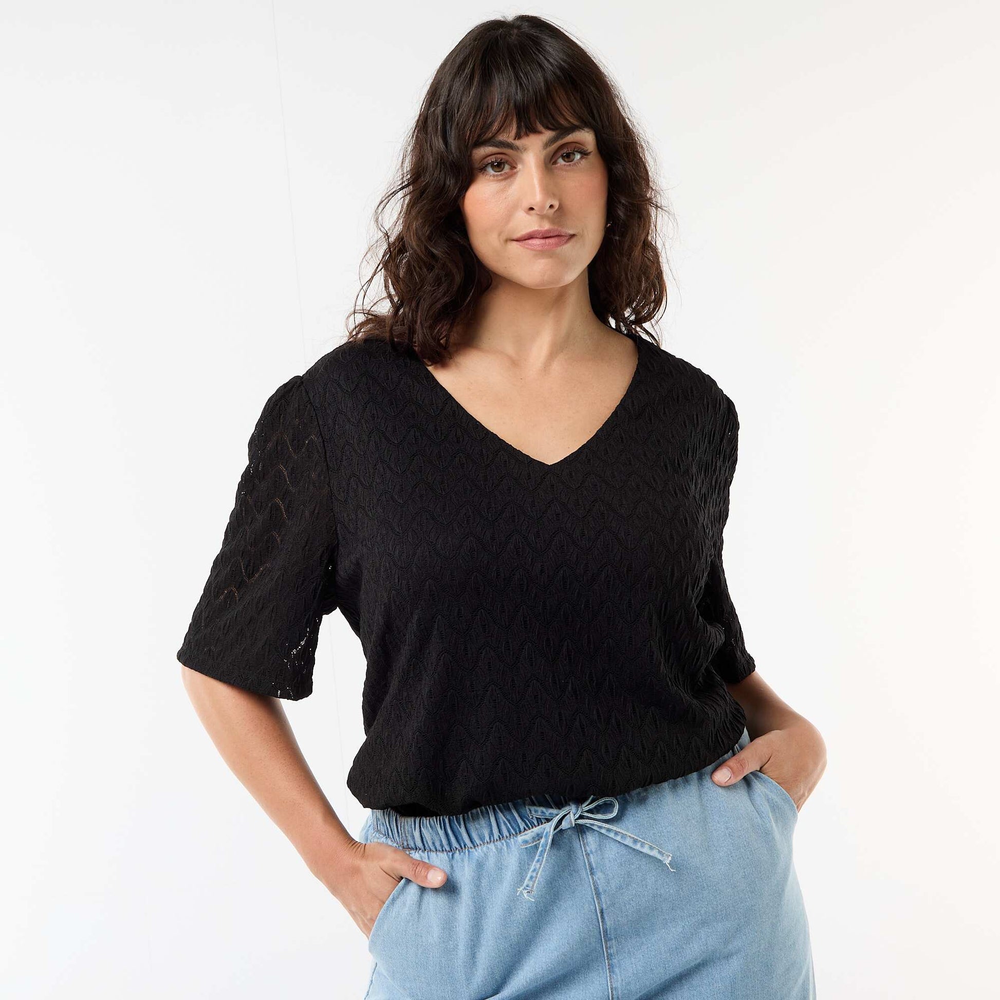 Tee-shirt en dentelle ajourée NOIR