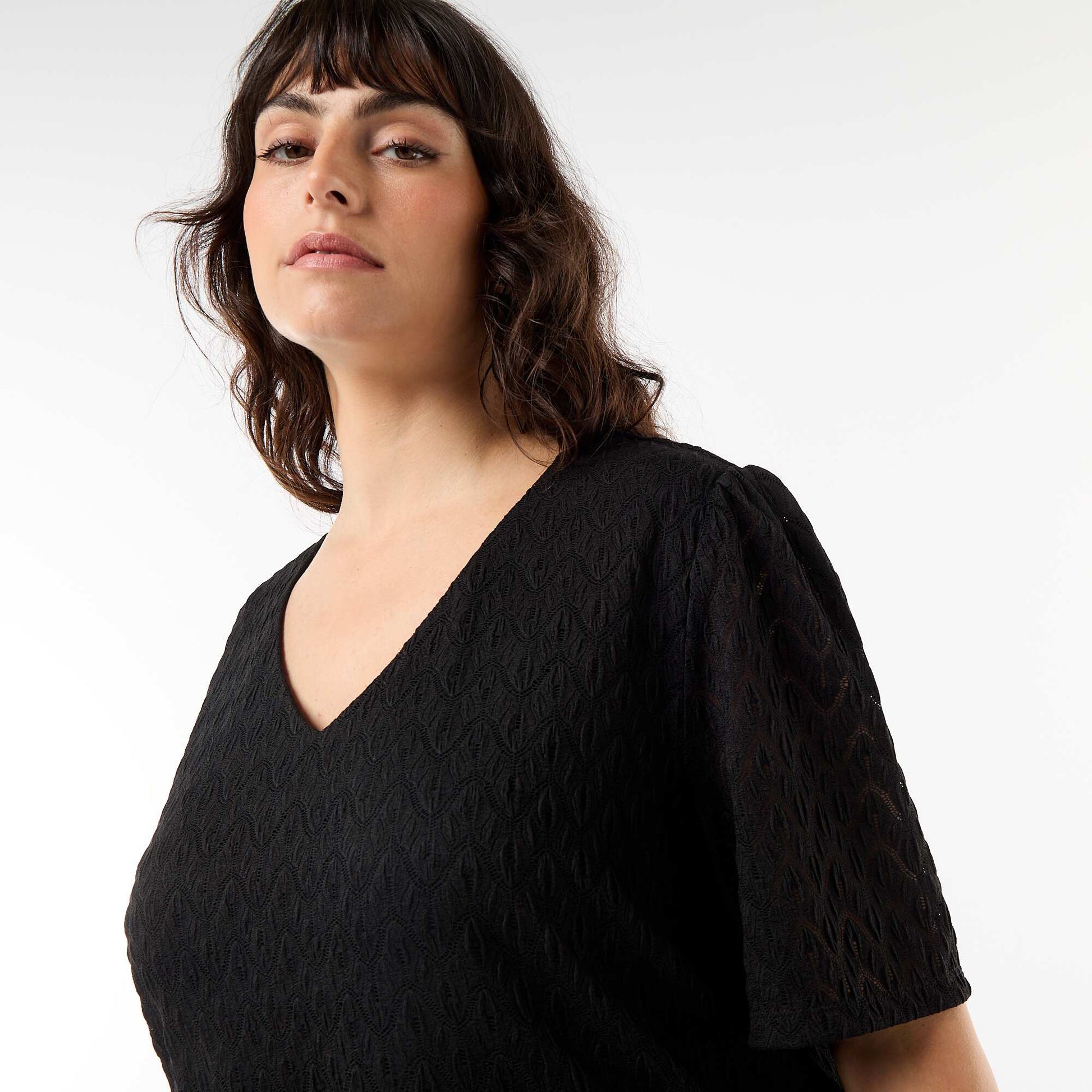 Tee-shirt en dentelle ajourée NOIR