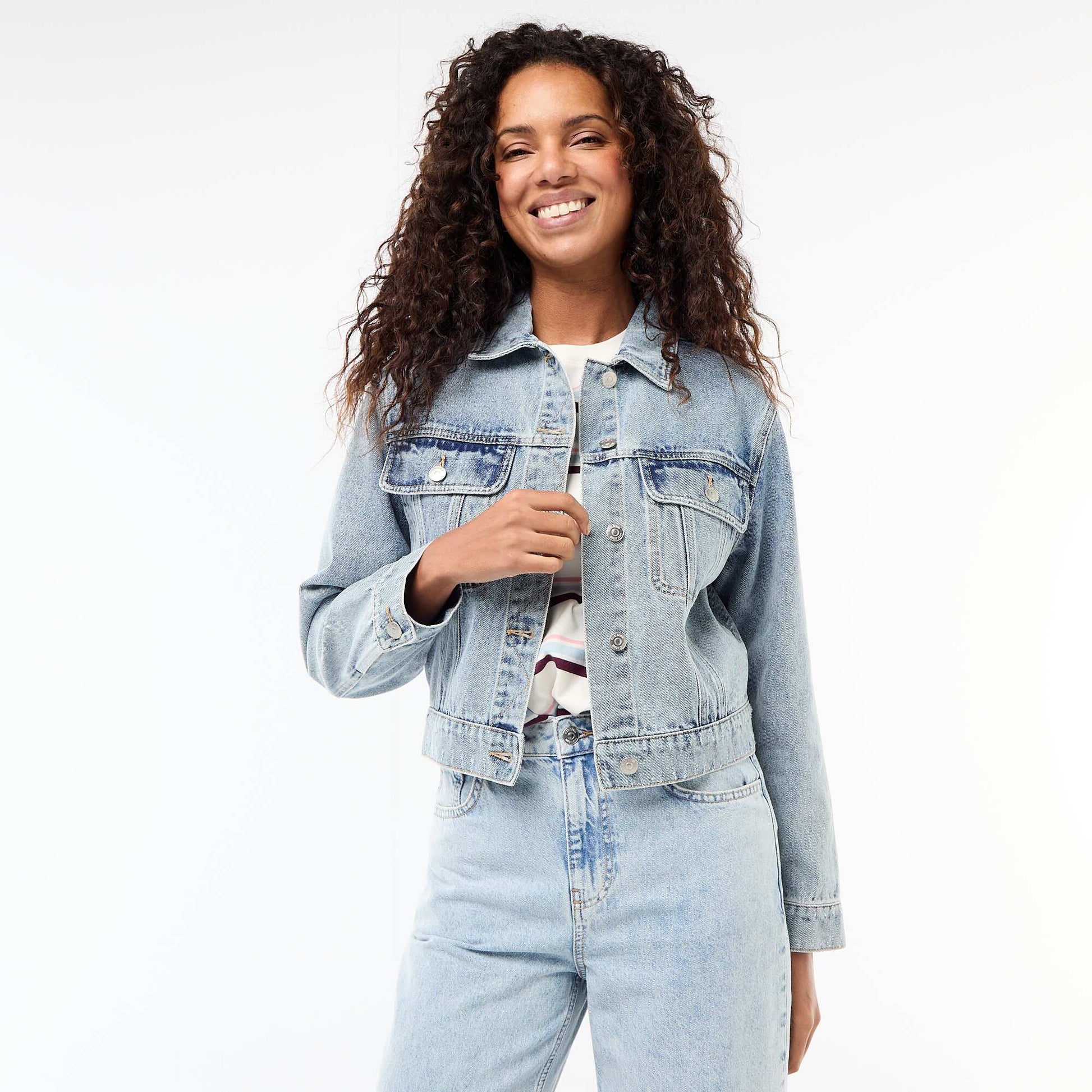 Veste en jean avec poches à rabat BLEU
