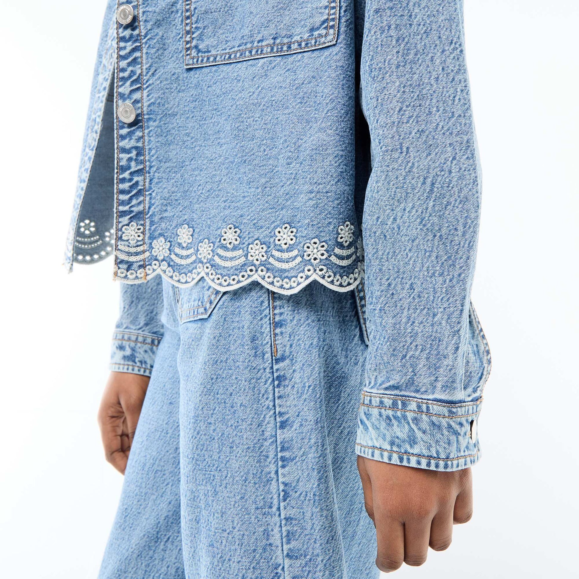Veste denim boutonnée avec broderie en coton uni BLEU
