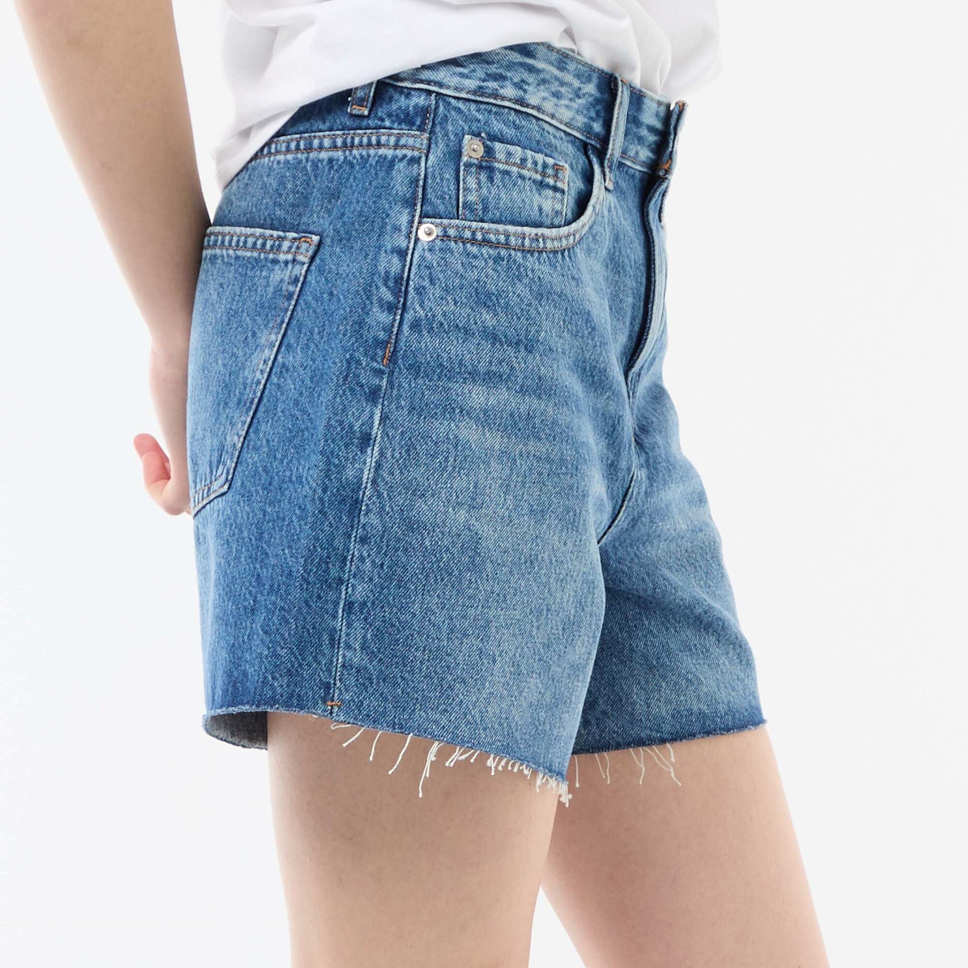 Short court en denim taille haute BLEU