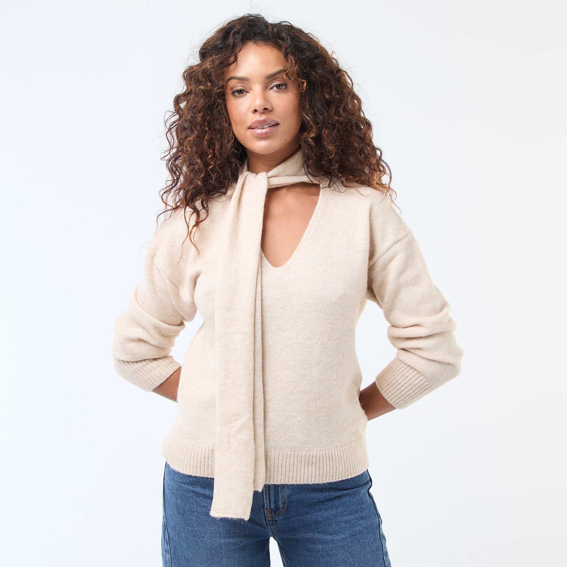 Pull en maille avec écharpe grosse jauge BEIGE