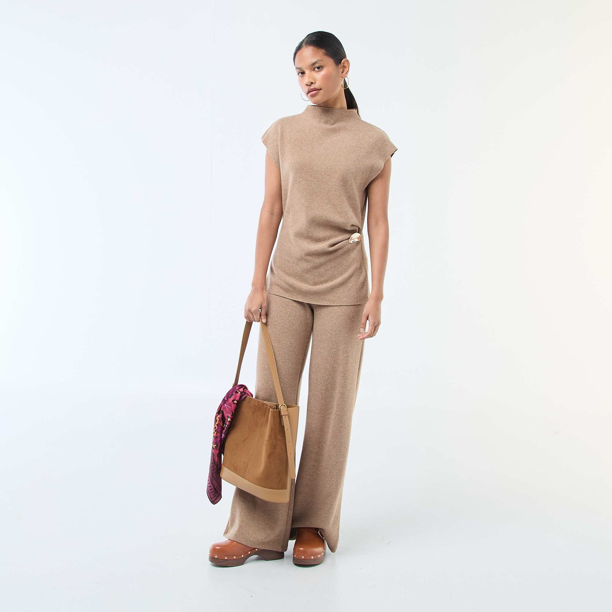 Pull sans manches avec col montant BEIGE