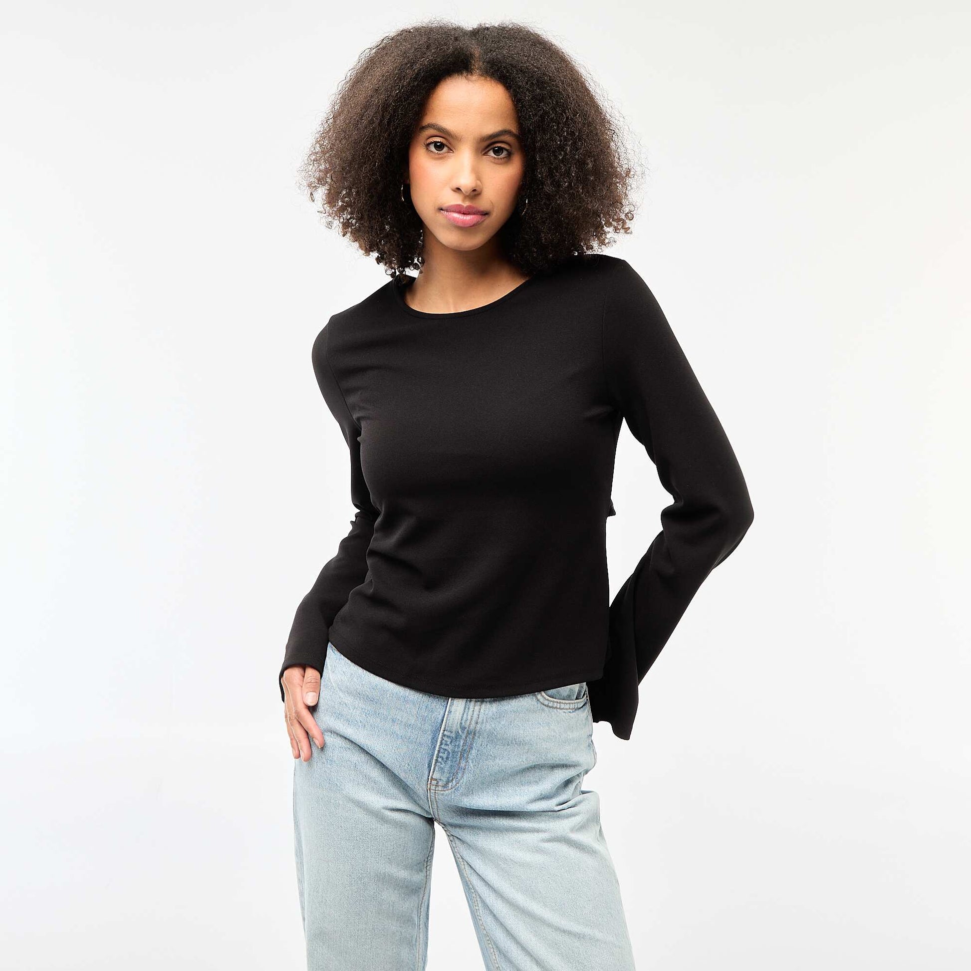 Tee-shirt avec bas du dos ouvert NOIR