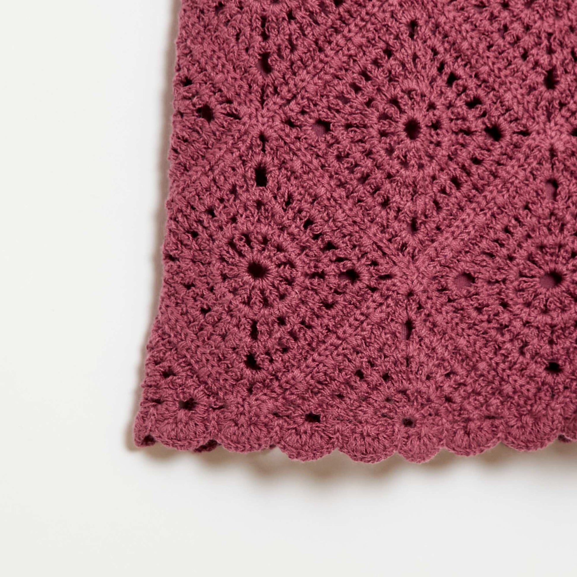 Short en crochet uni ROUGE