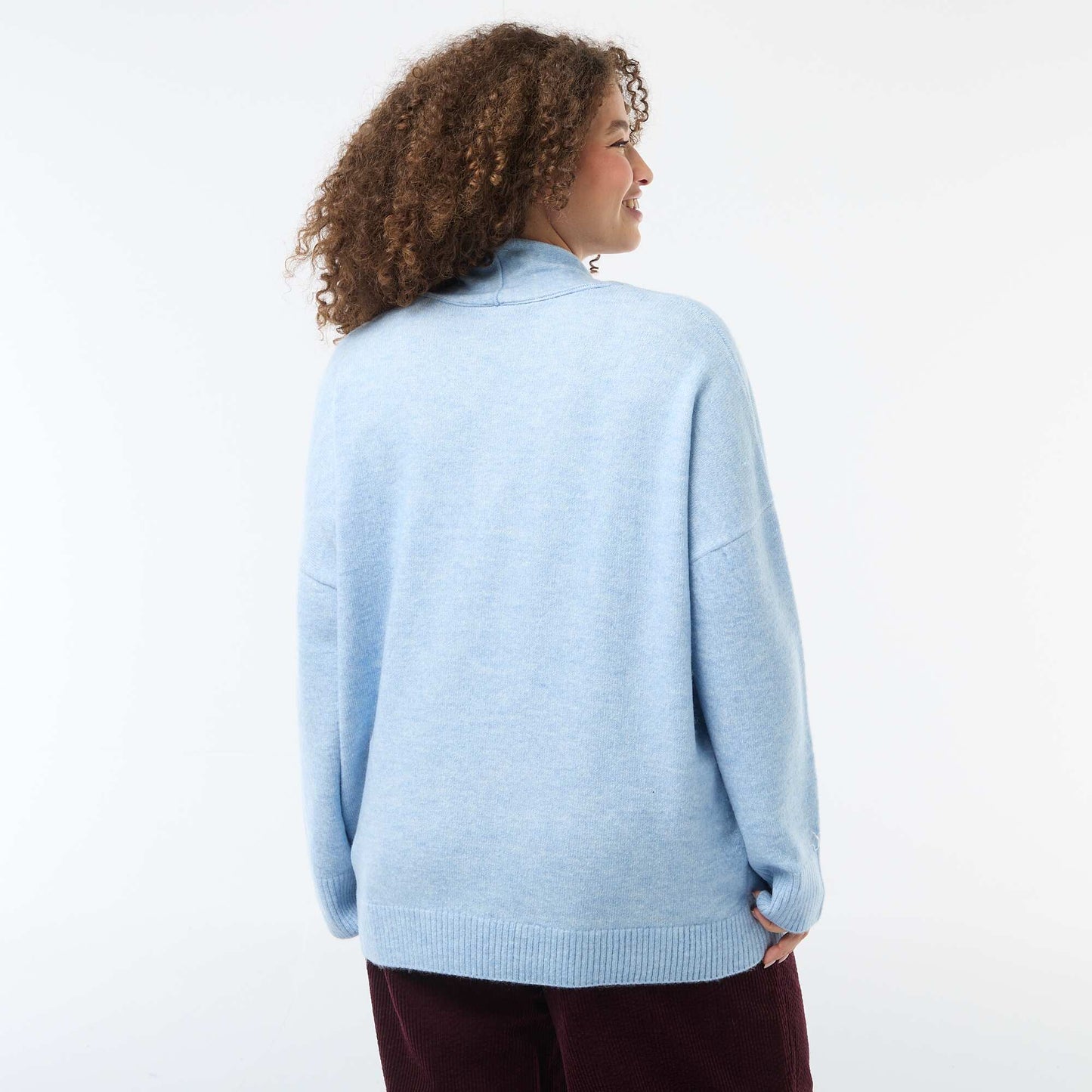 Pull en maille avec écharpe intégrée BLEU