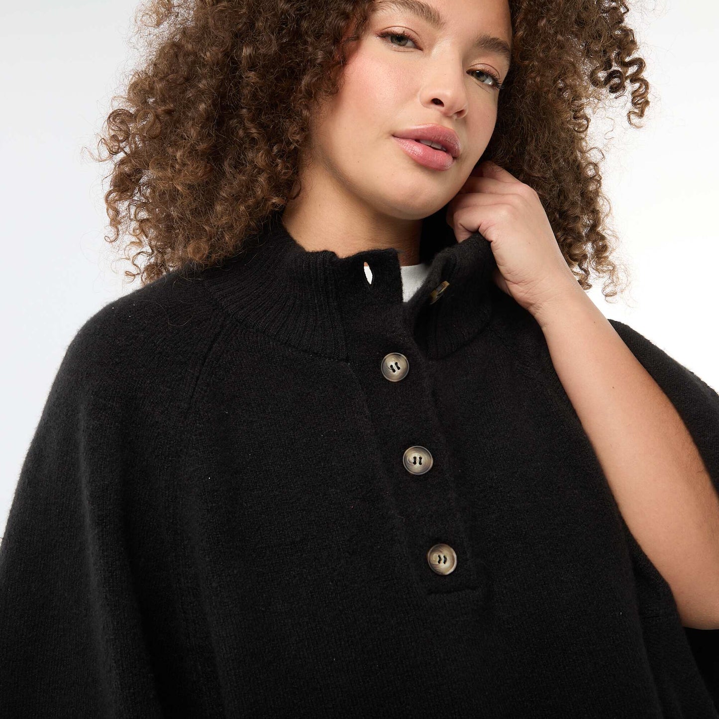 Gilet cape en maille grosse jauge NOIR