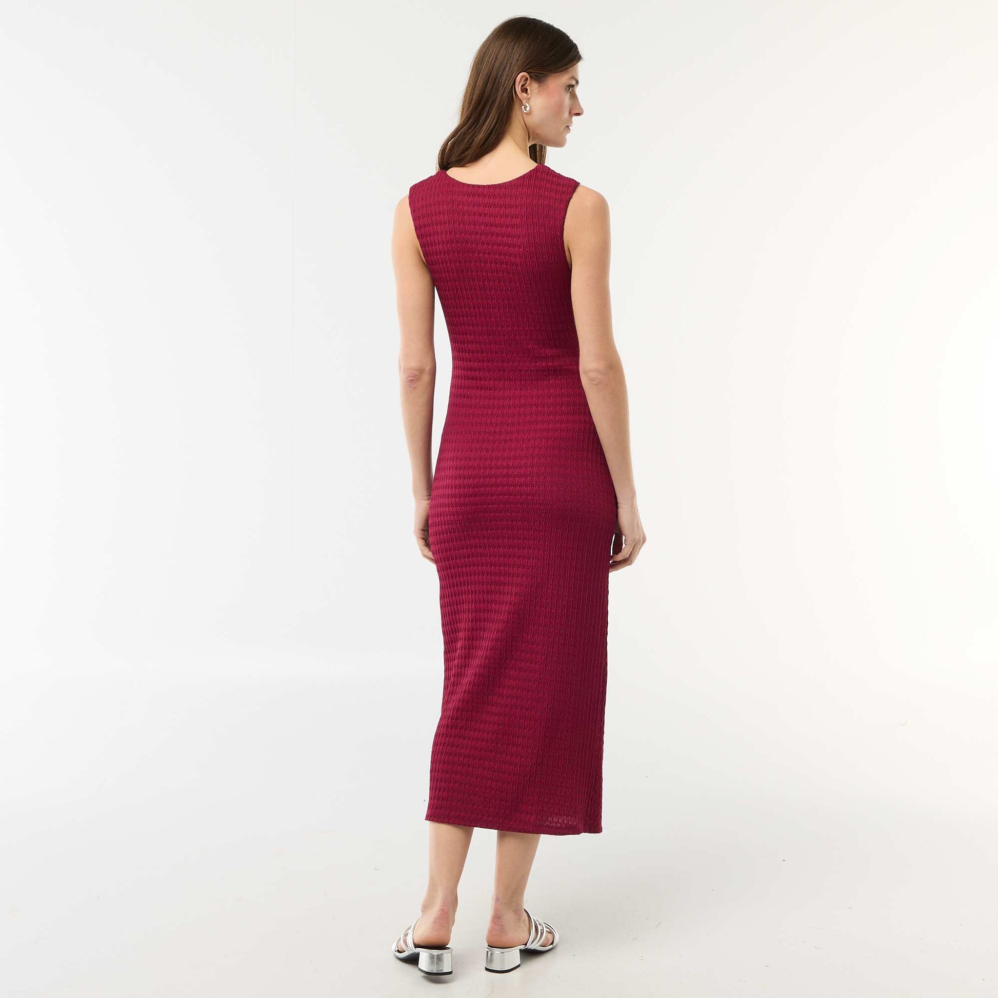 Robe longue drapée et gaufrée ROUGE