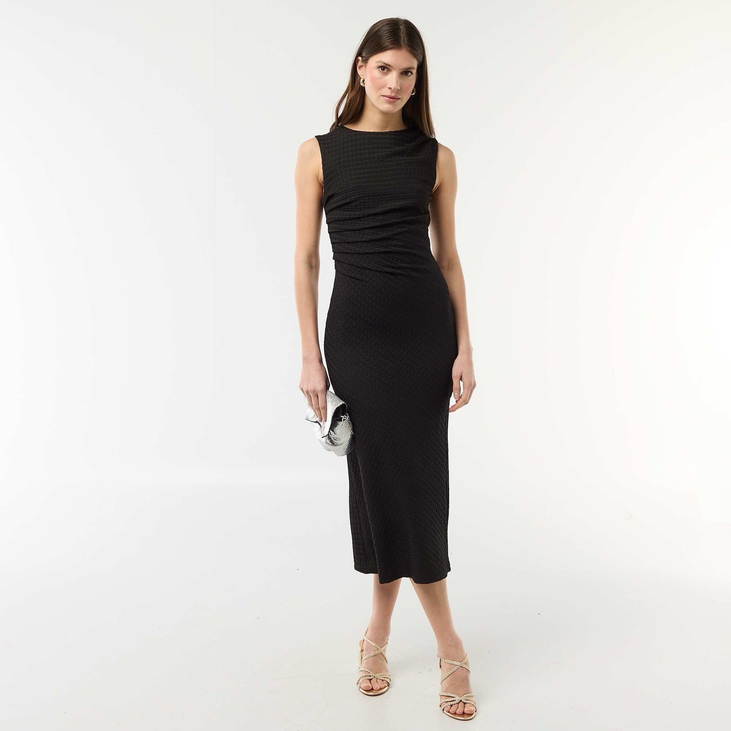 Robe longue drapée et gaufrée NOIR