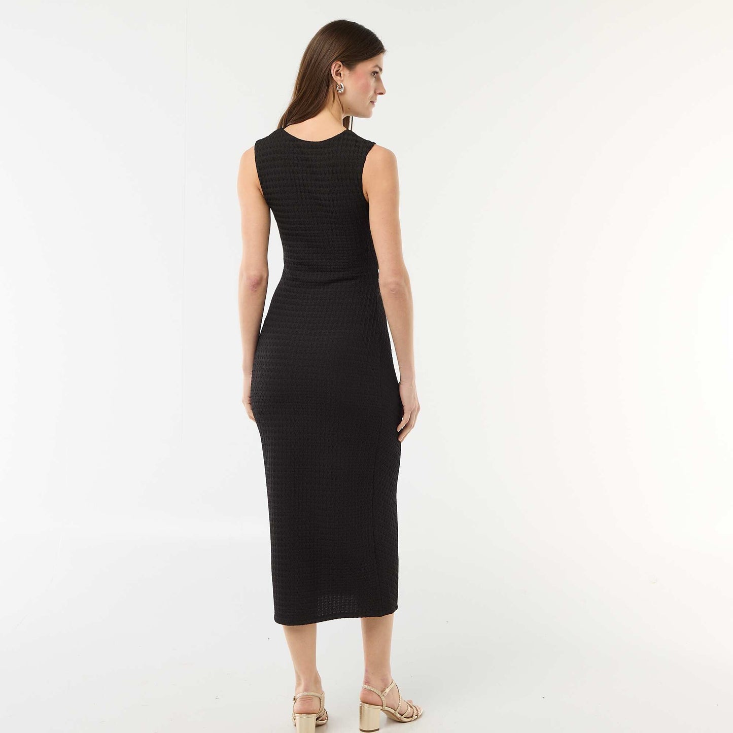Robe longue drapée et gaufrée NOIR