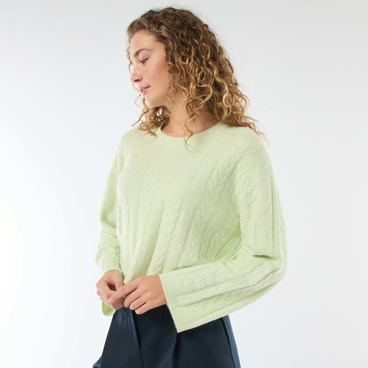 Pull en maille torsadée VERT