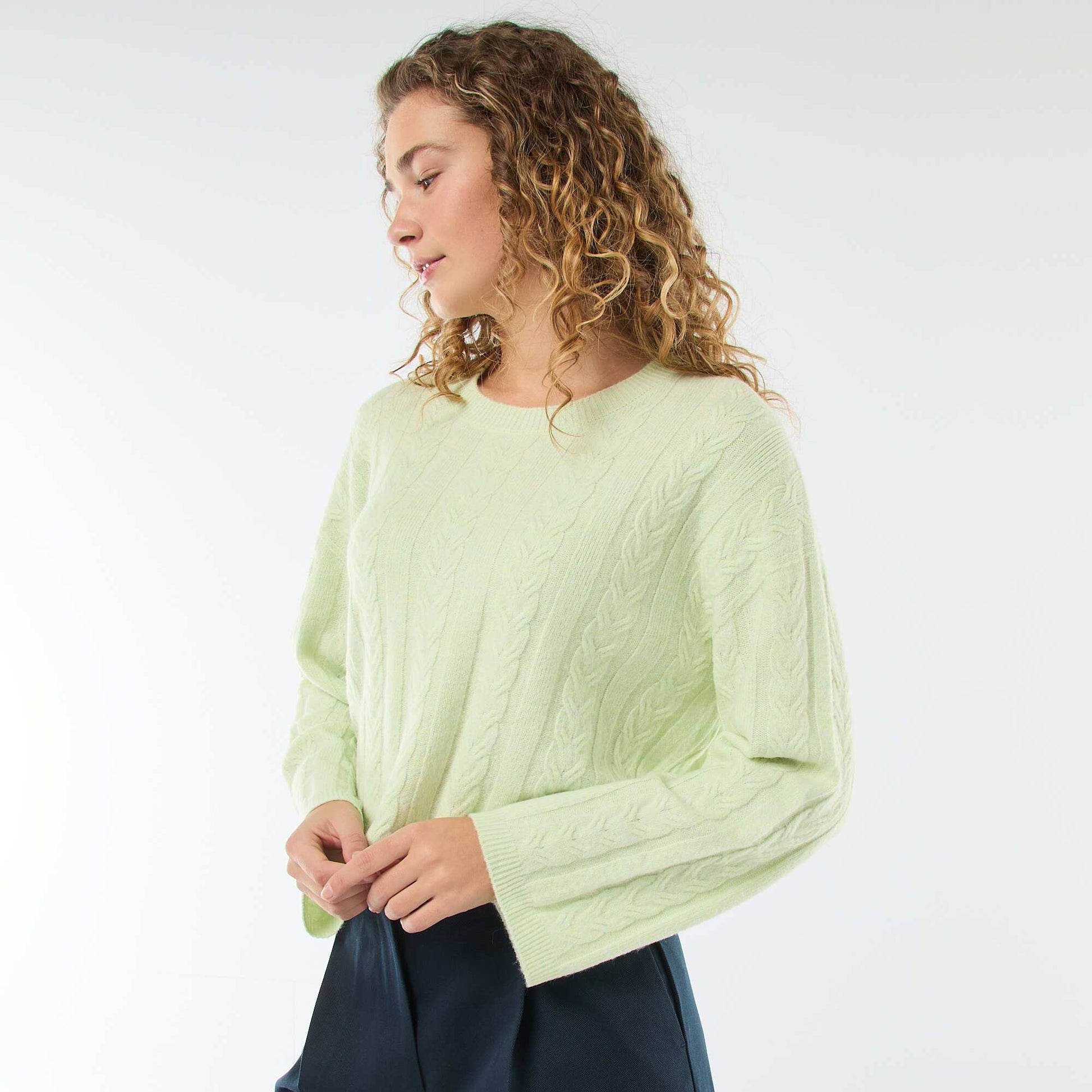 Pull en maille torsadée VERT
