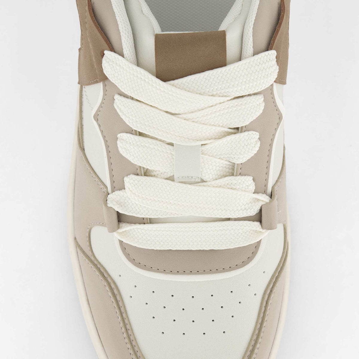 Baskets basses en simili BEIGE