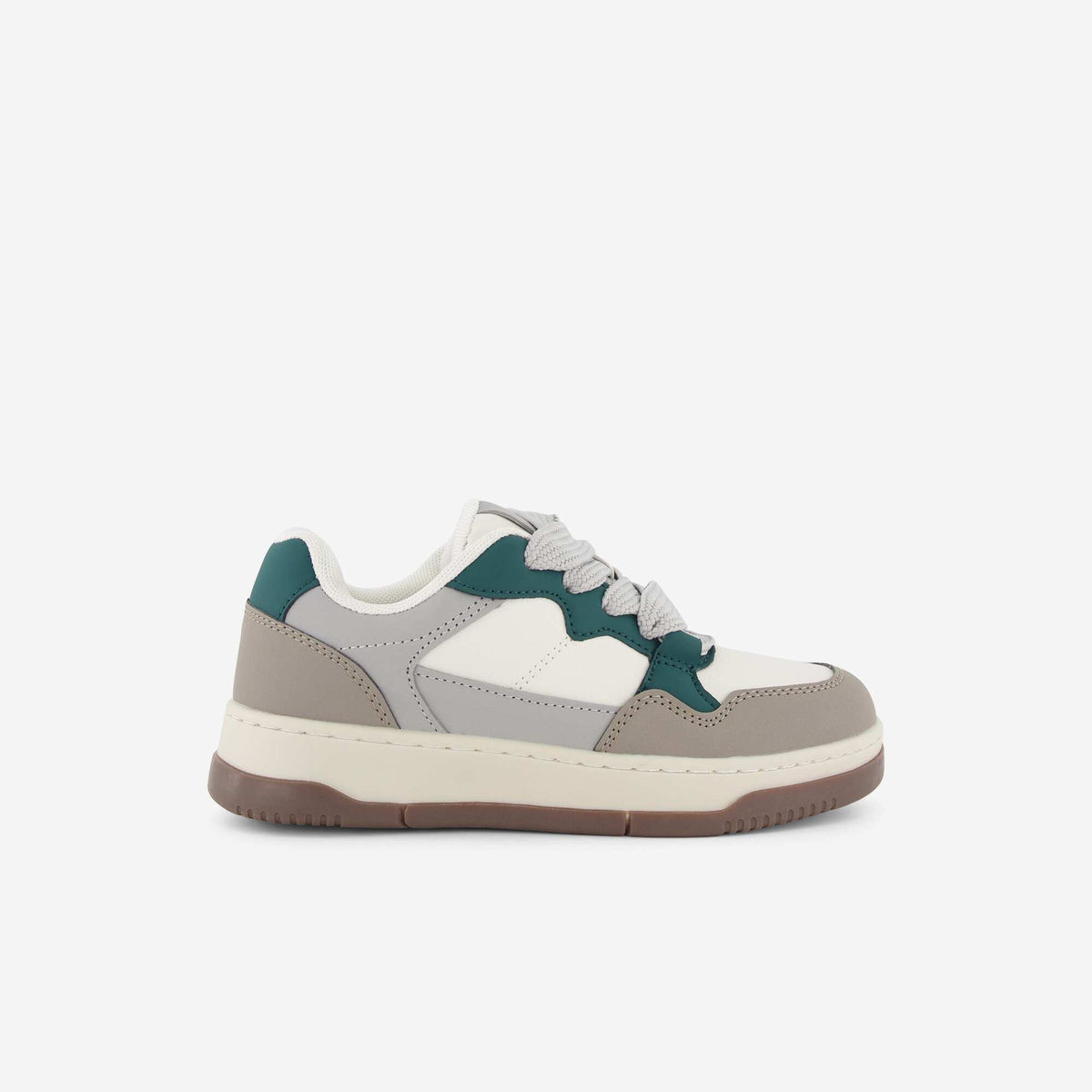 Baskets basses en simili GRIS