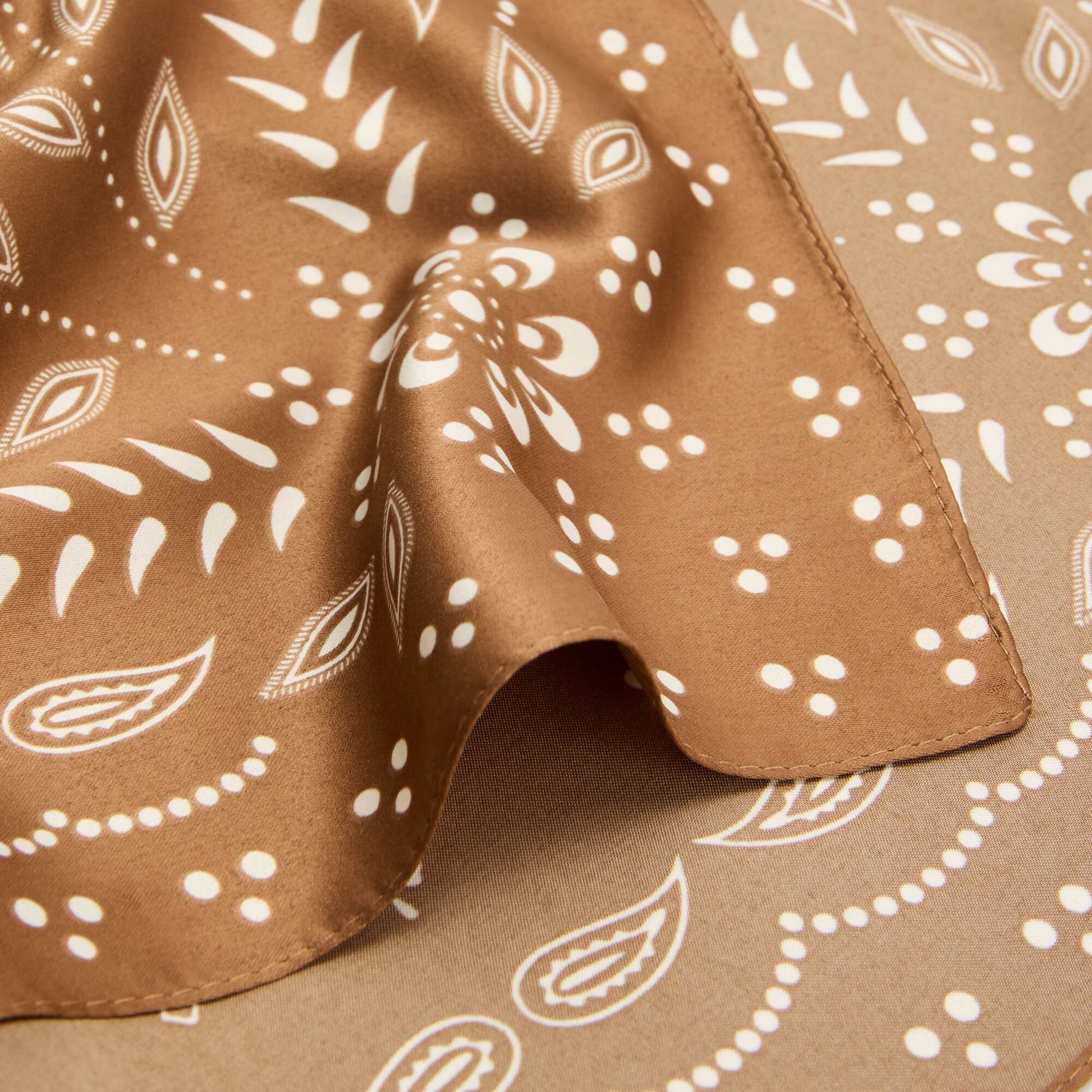 Foulard à motifs MARRON