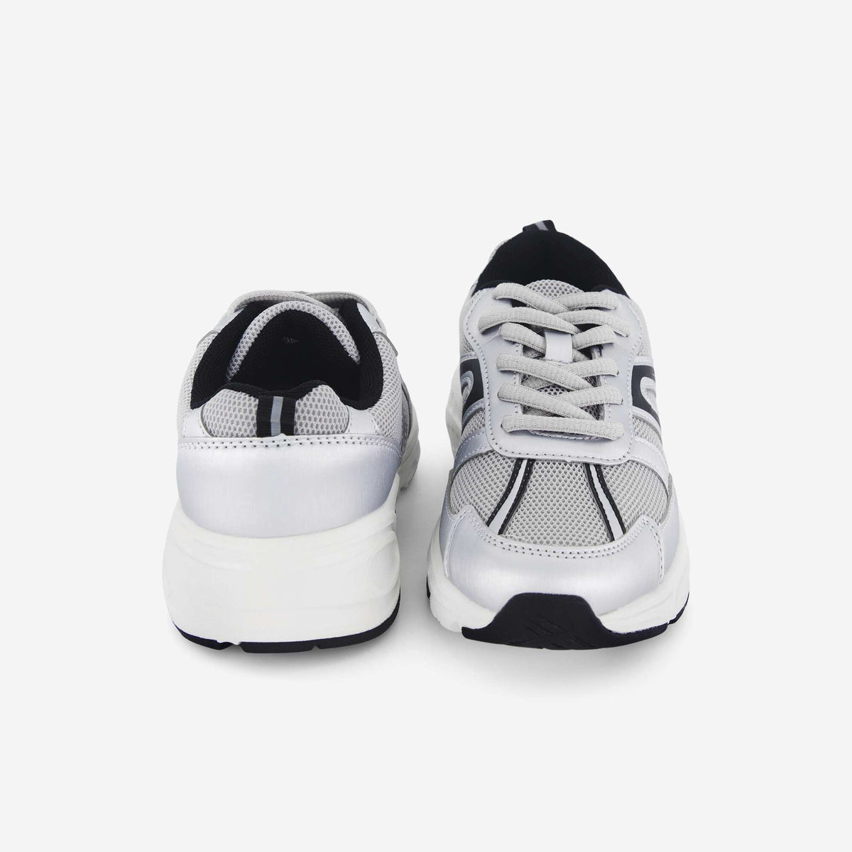 Baskets de running en mesh GRIS
