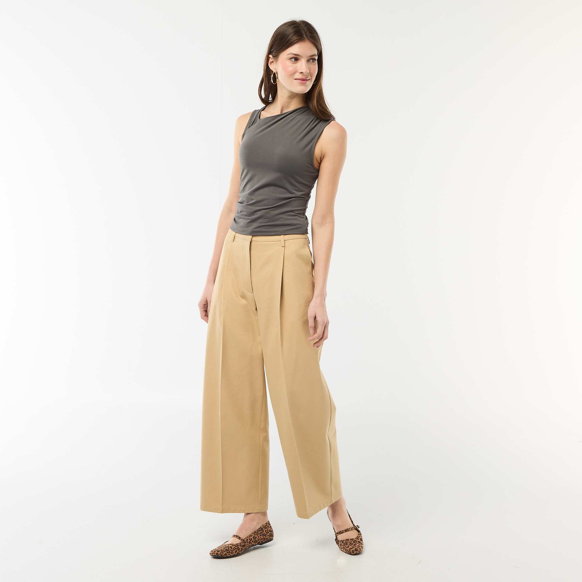 T-shirt stretch uni asymétrique GRIS