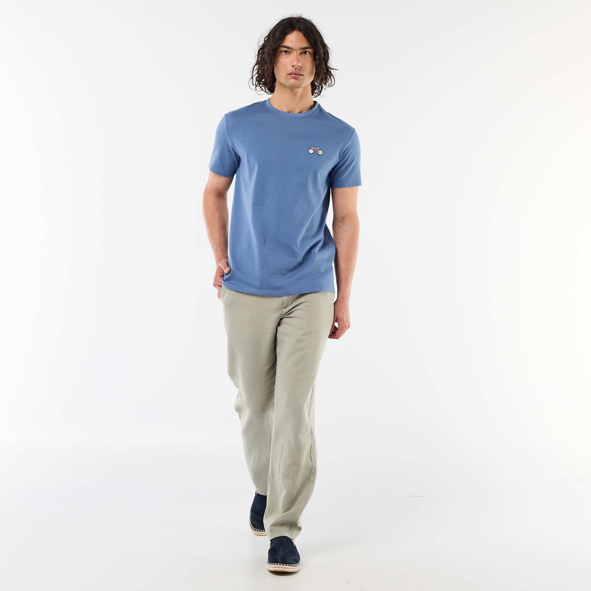 T-shirt uni à manches courtes avec broderie BLEU