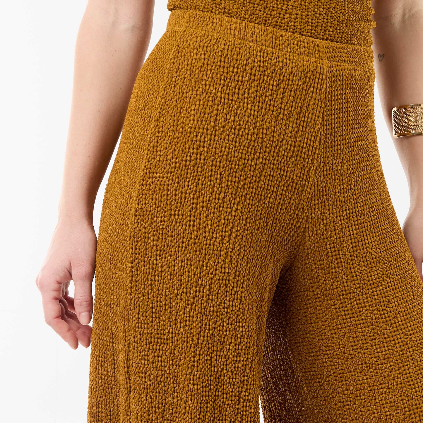 Pantalon balloon en maille crinkle MARRON
