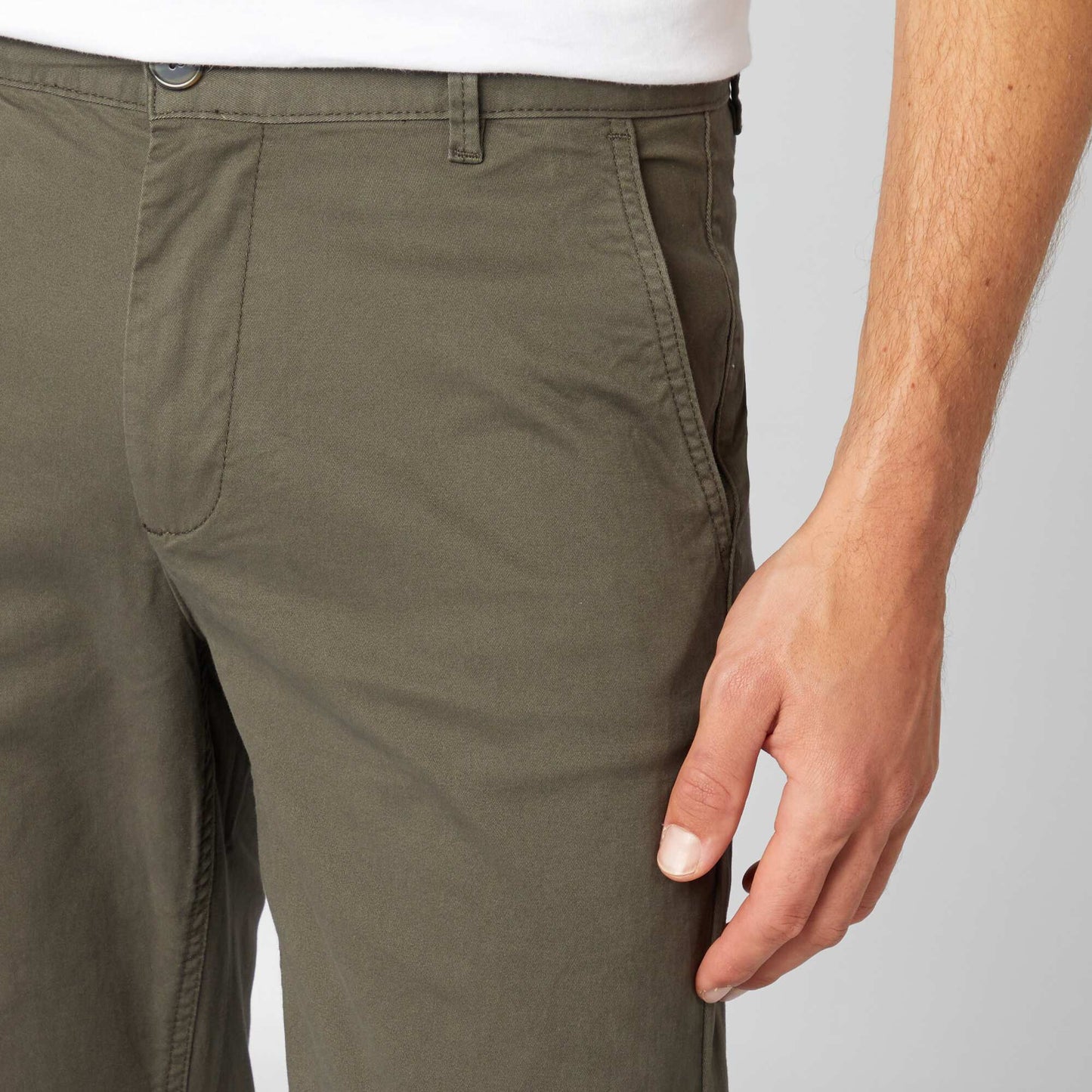 Pantalon chino slim vert fonc