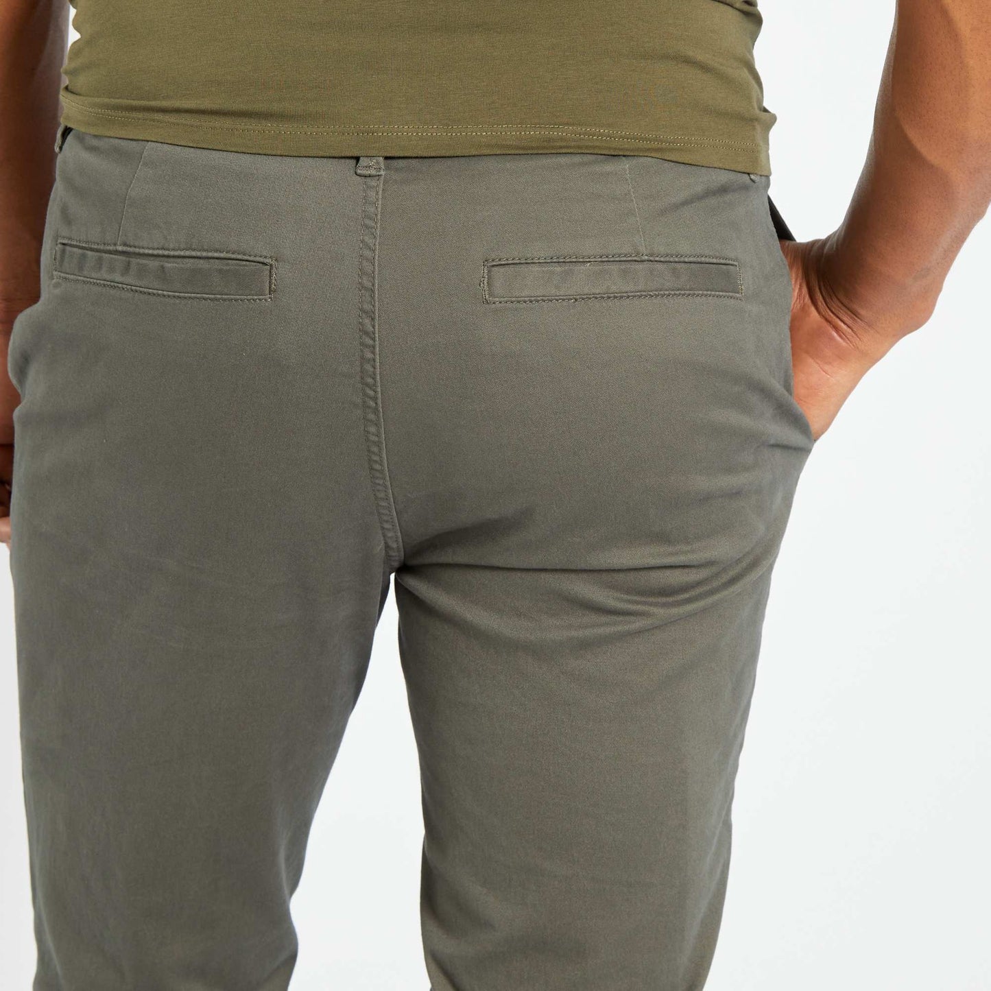 Pantalon chino slim vert fonc