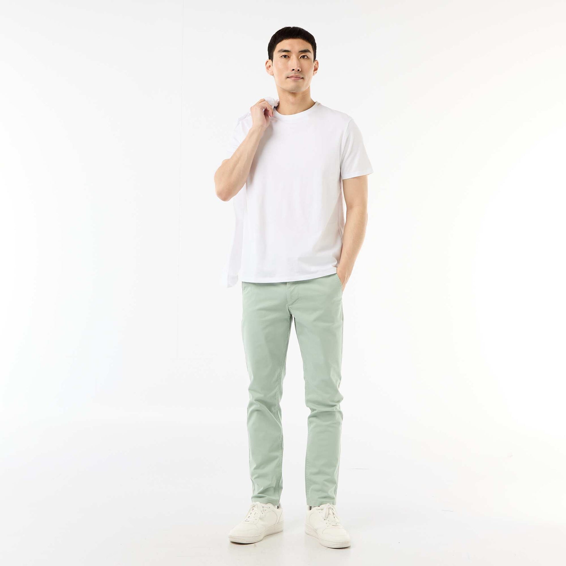 Pantalon chino slim VERT