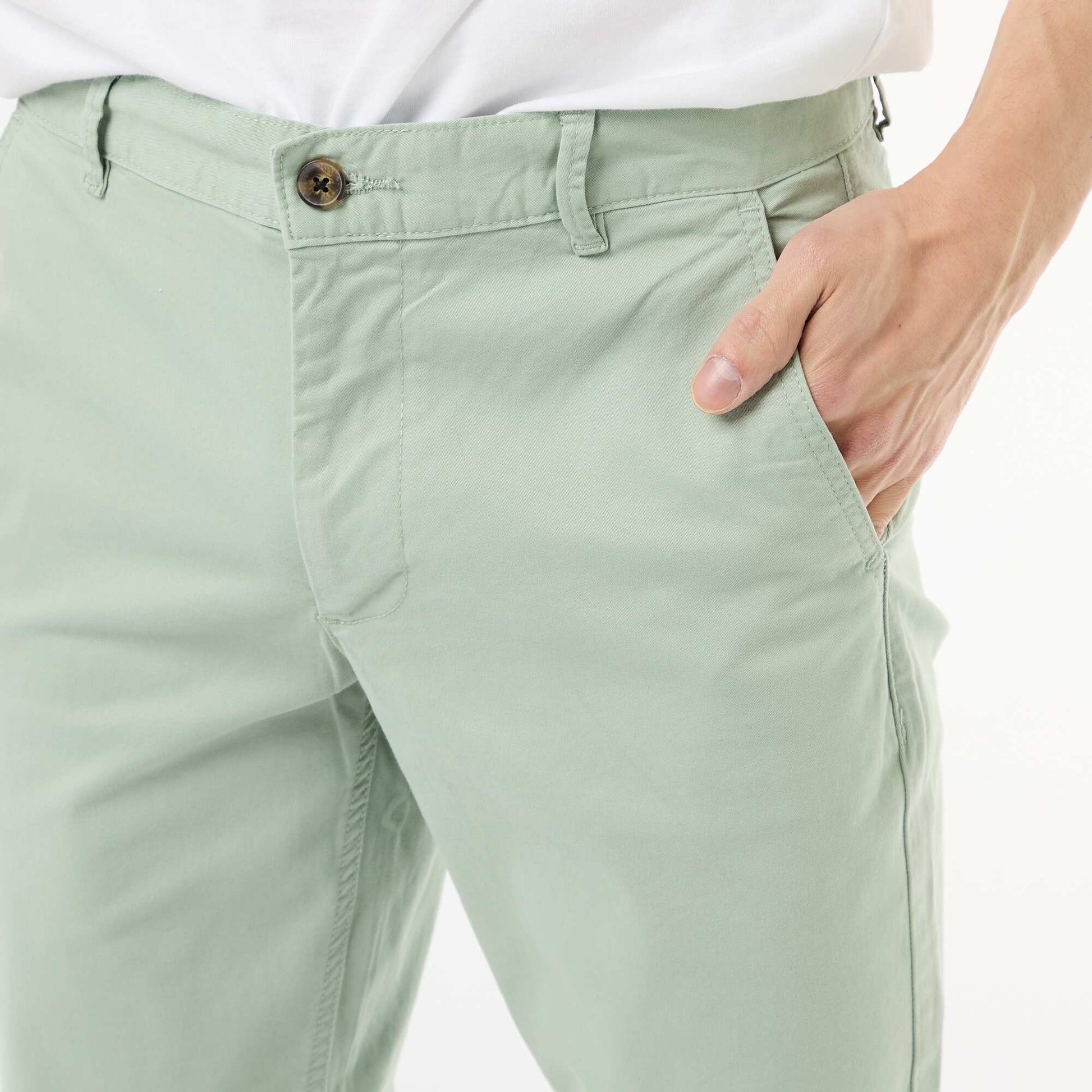 Pantalon chino slim VERT