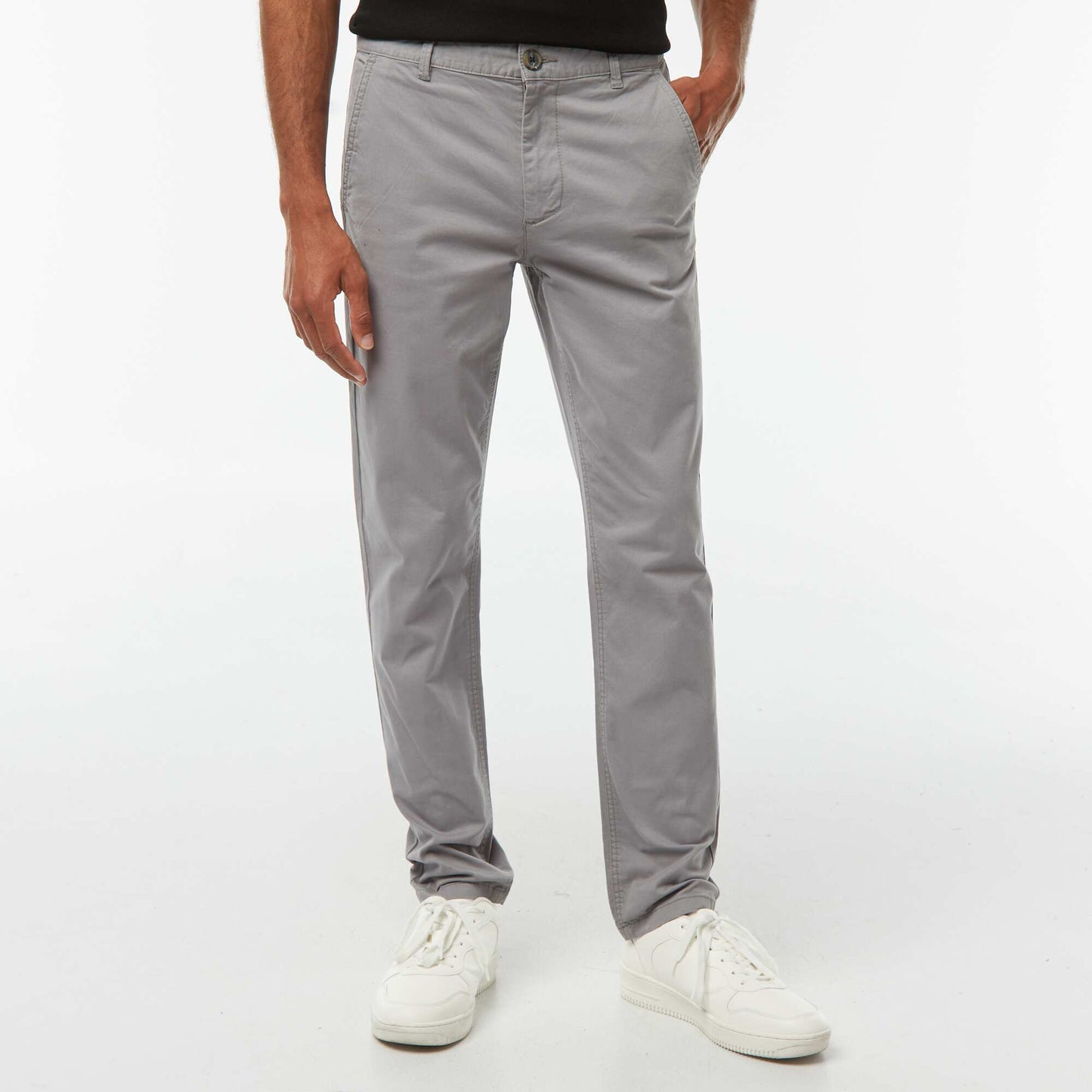 Pantalon chino slim GRIS